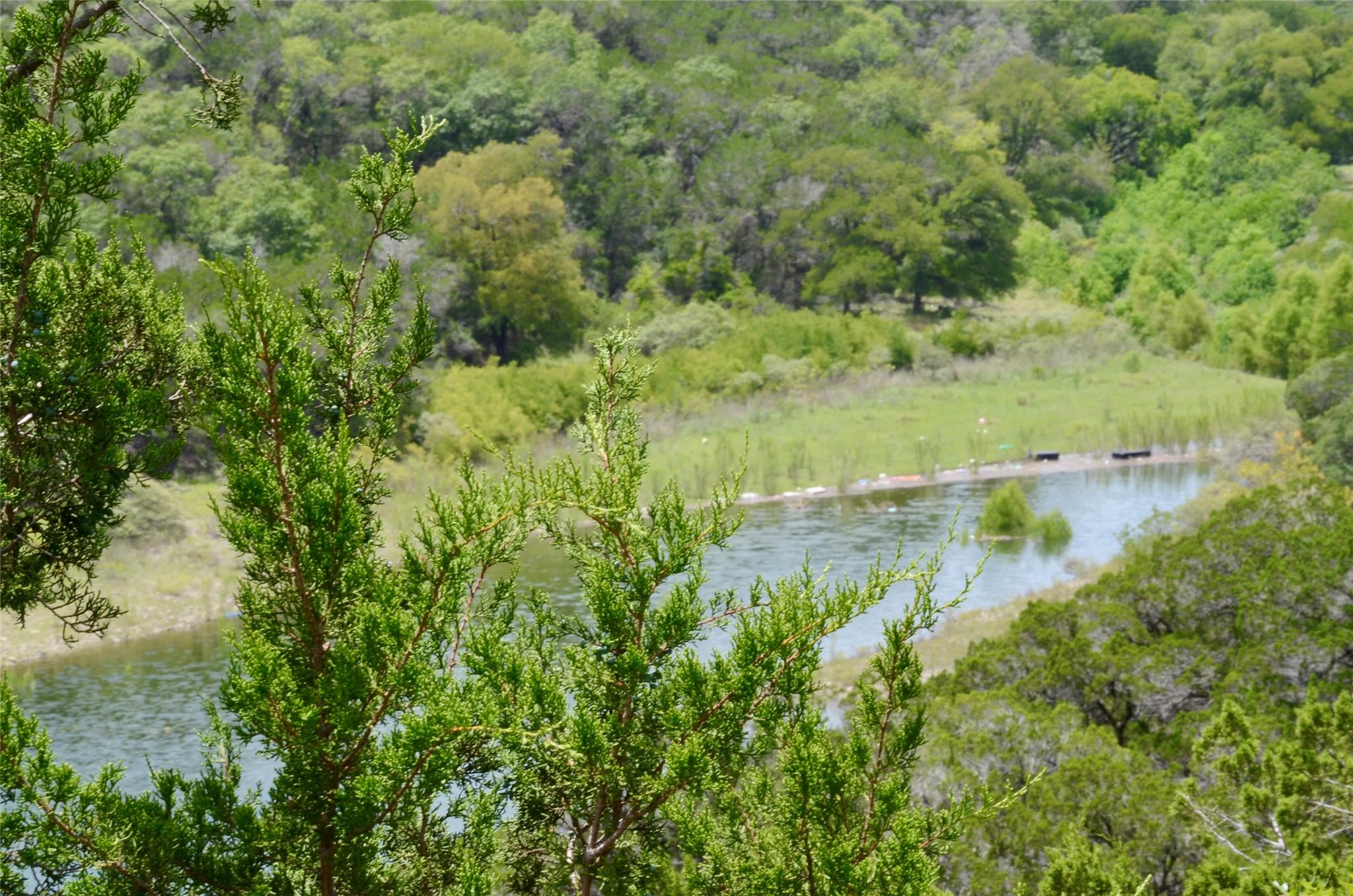 7224 Getaway Dr, Jonestown, TX 78645