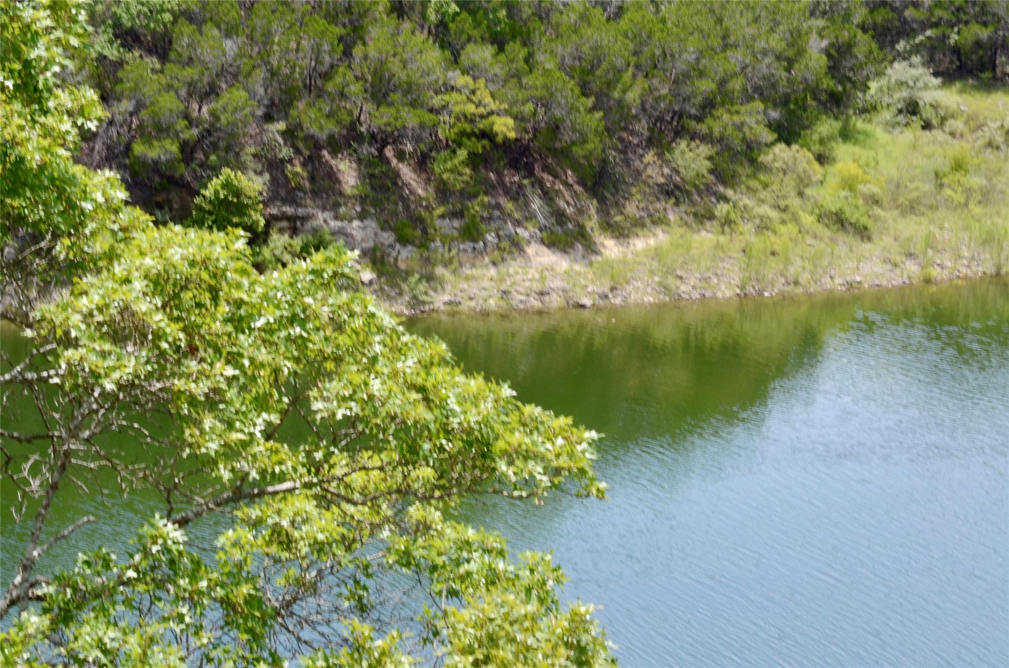 7224 Getaway Dr, Jonestown, TX 78645