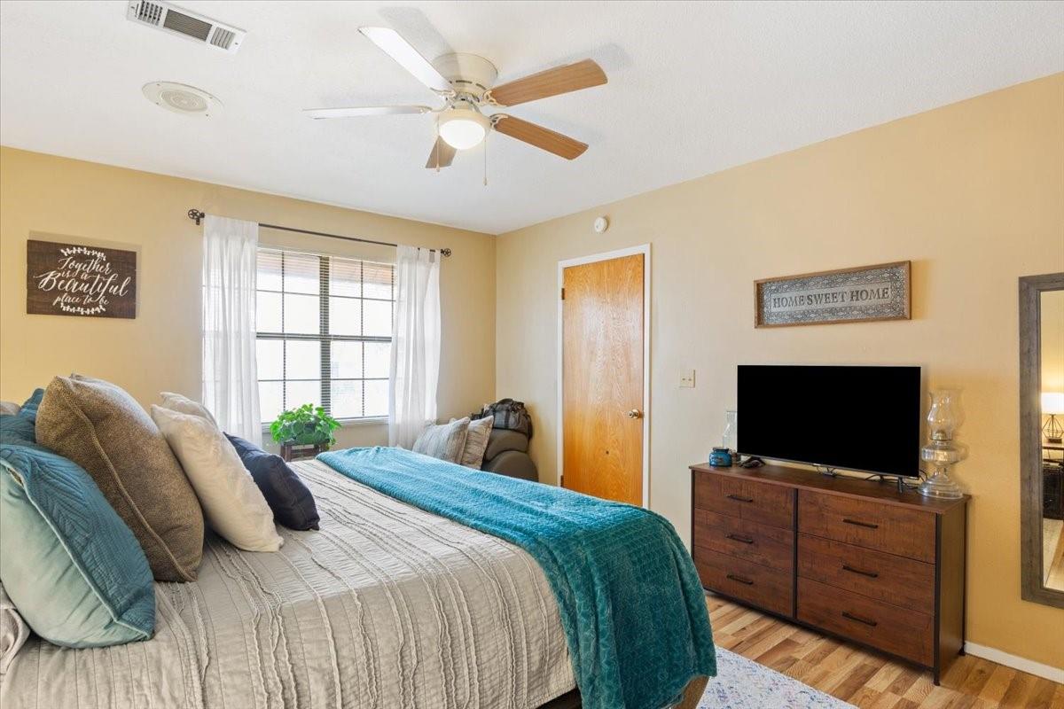 200 County Road 320 St, Bertram, TX 78605