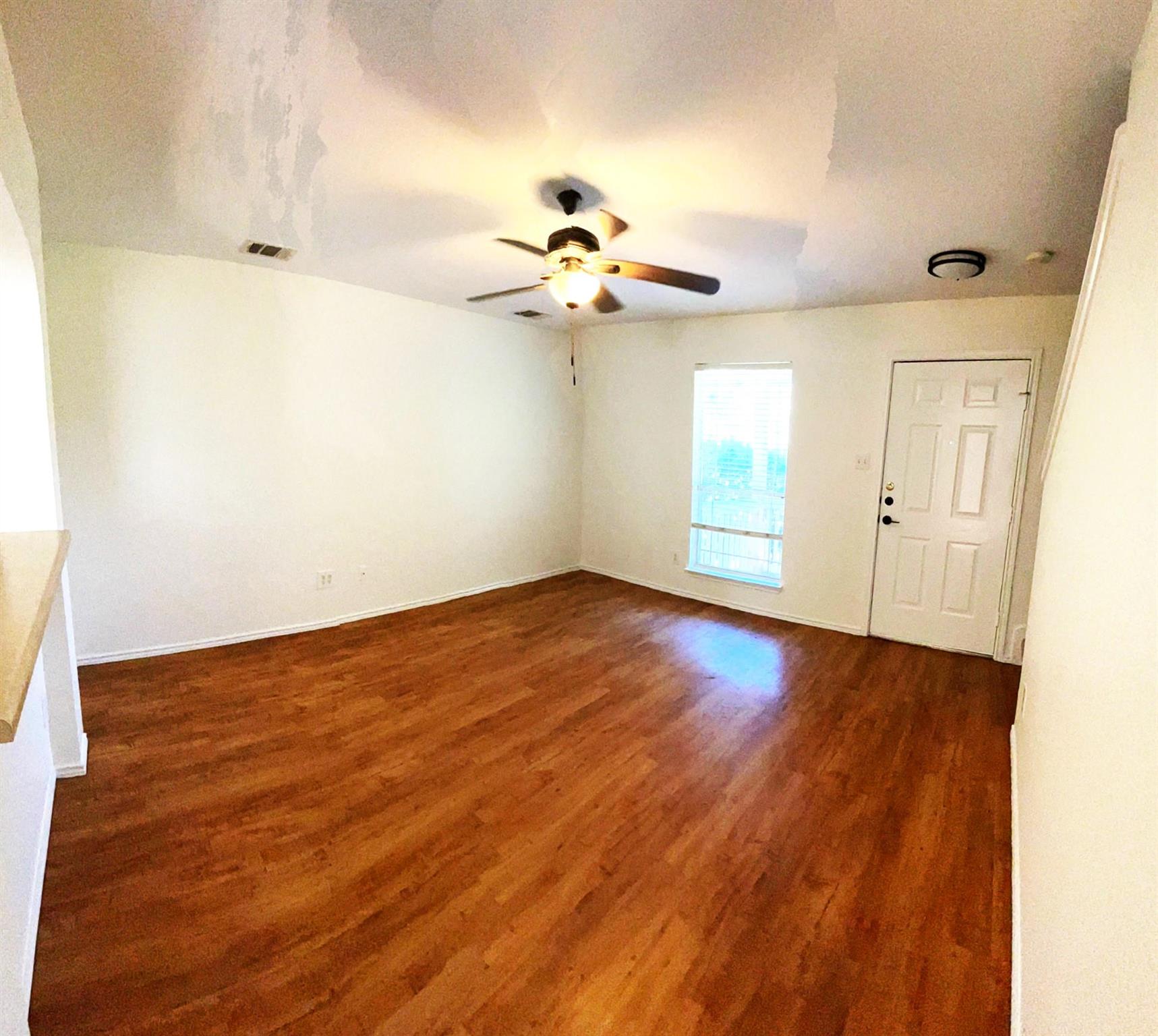 115A Auction Oak # A, Kyle, TX 78640