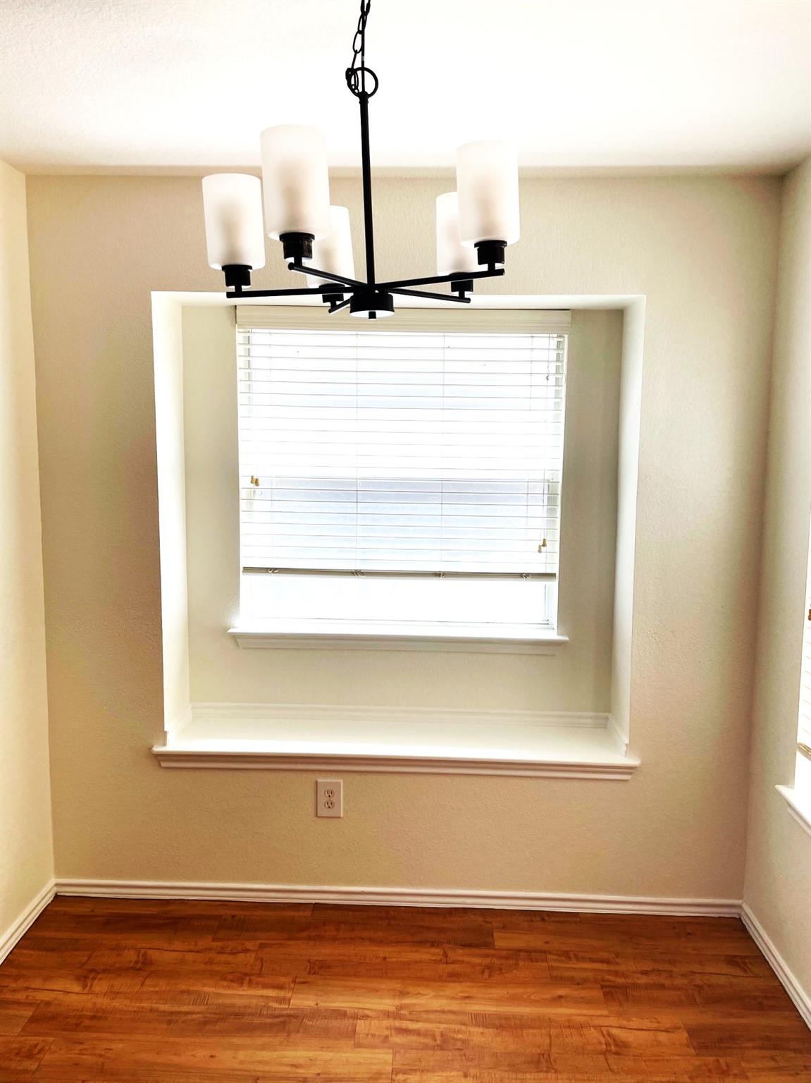 115A Auction Oak # A, Kyle, TX 78640