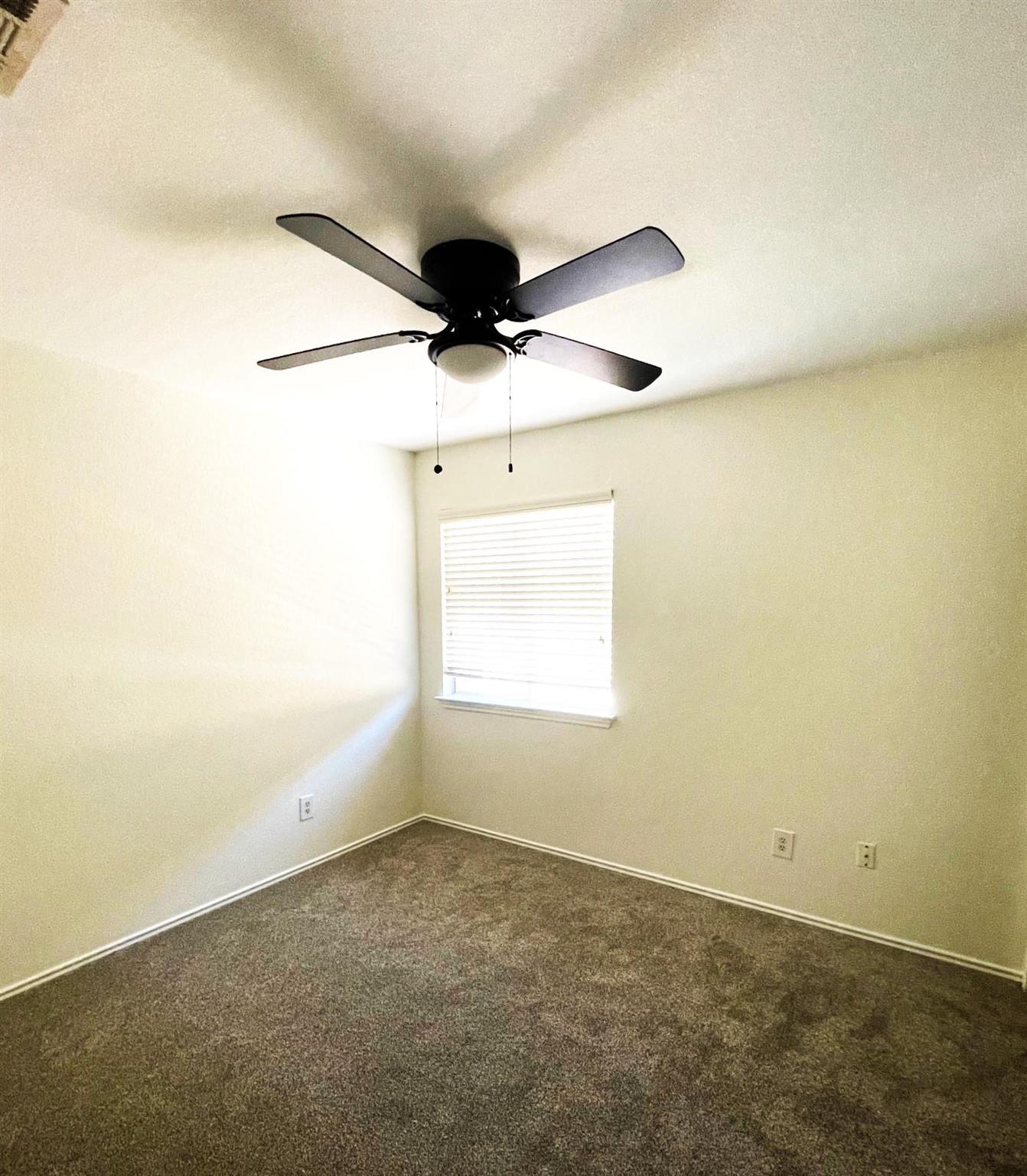 115A Auction Oak # A, Kyle, TX 78640