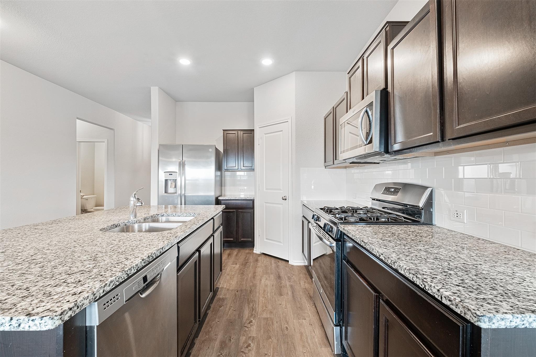 285 Moon Stone Trl, Buda, TX 78610