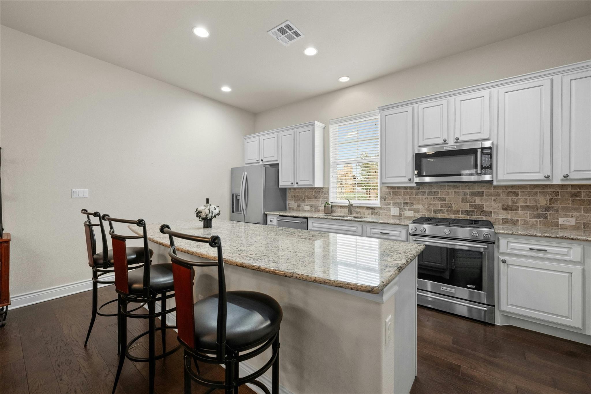 204 Delfino Cir # 42, Lakeway, TX 78734