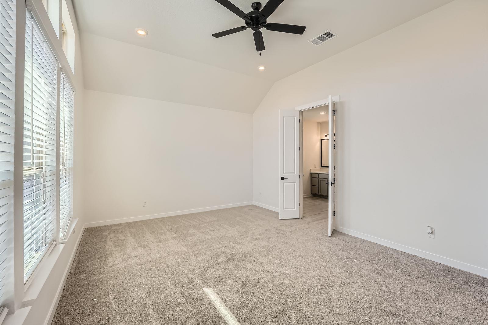 456 Brandywine Rd, Hutto, TX 78634