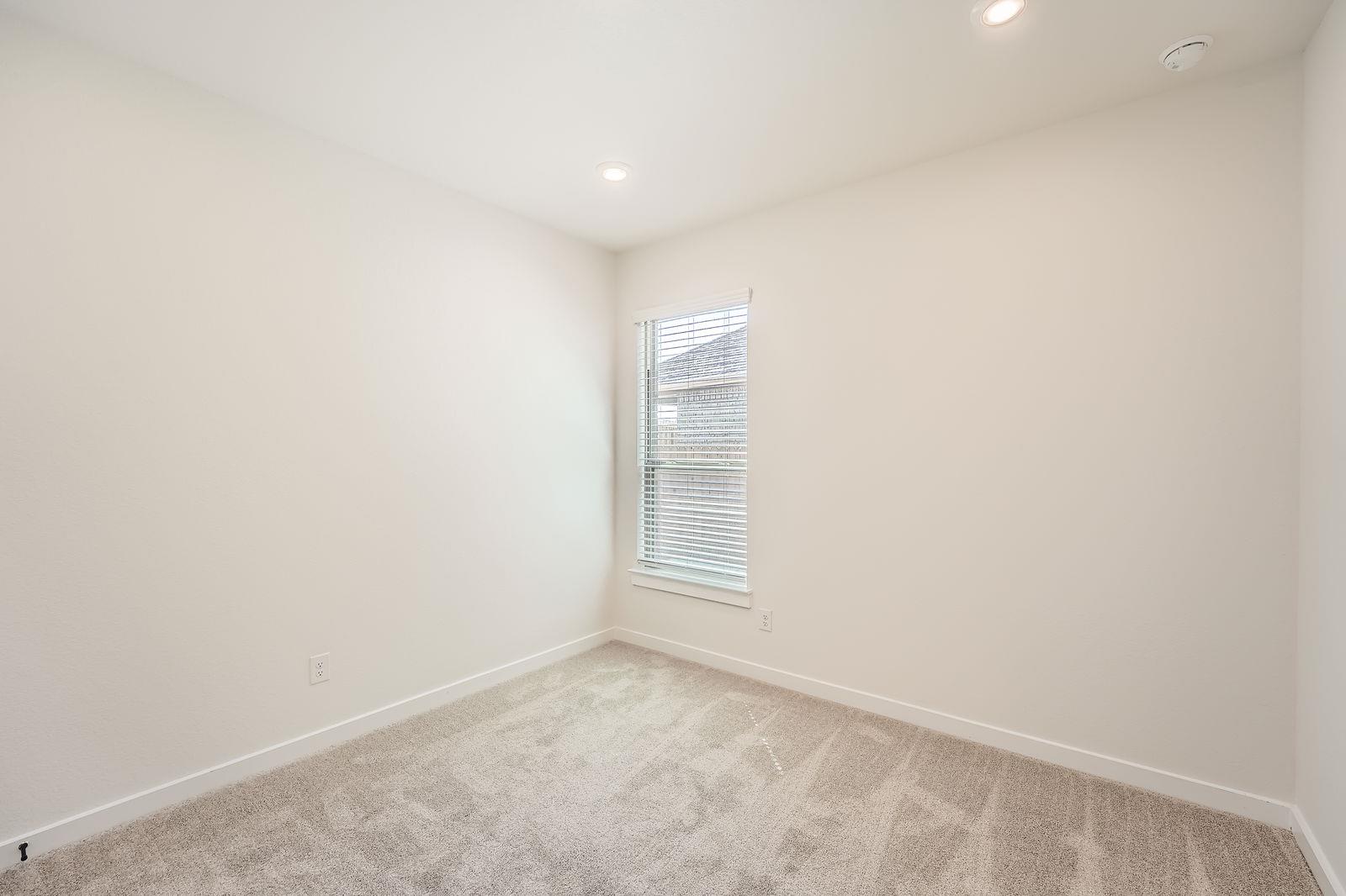 456 Brandywine Rd, Hutto, TX 78634