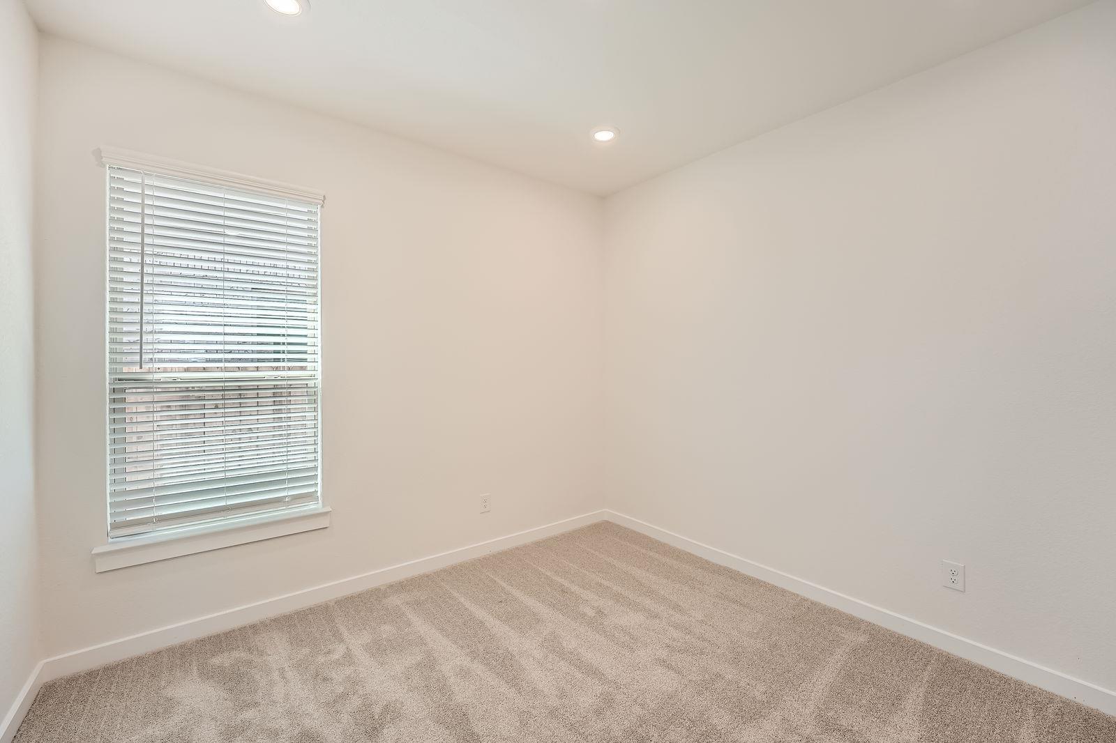 456 Brandywine Rd, Hutto, TX 78634