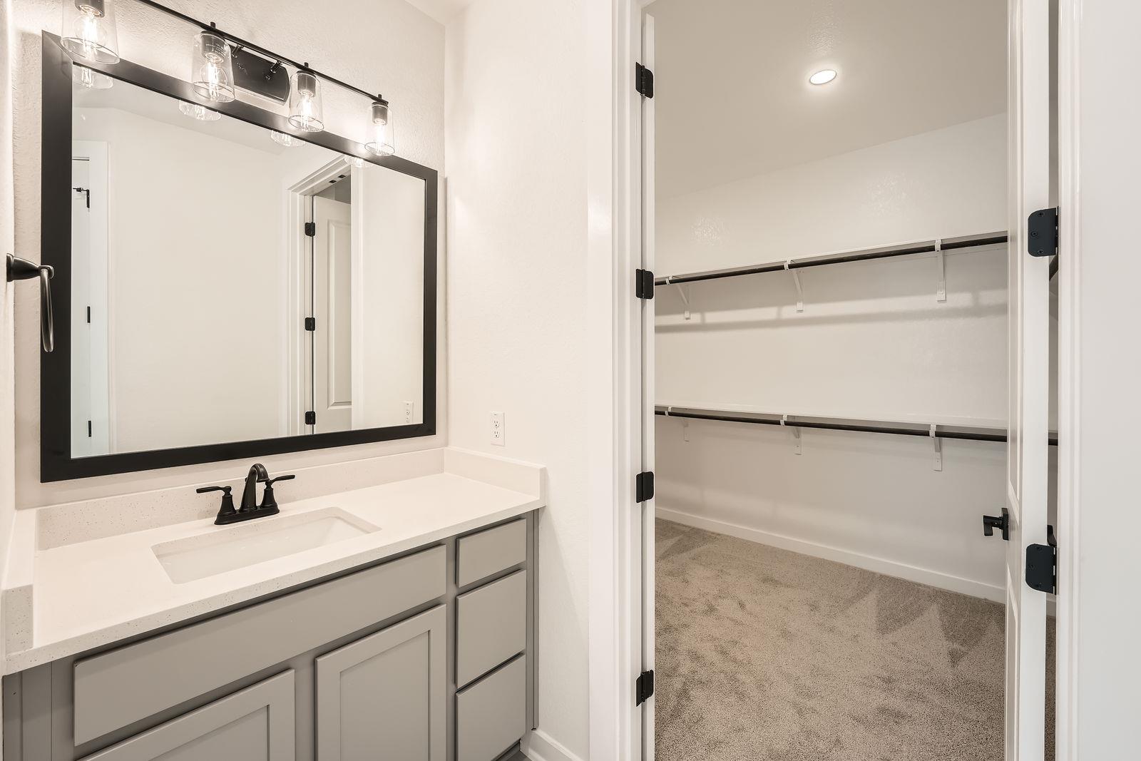 456 Brandywine Rd, Hutto, TX 78634