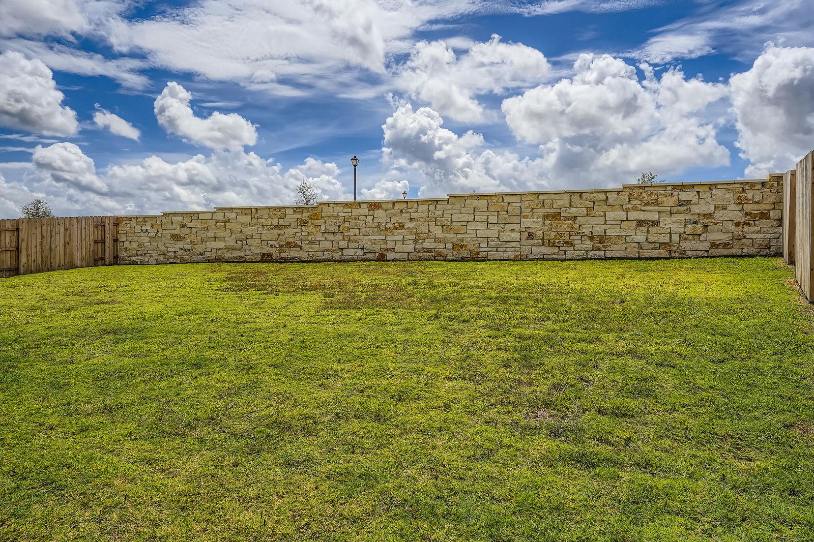 456 Brandywine Rd, Hutto, TX 78634