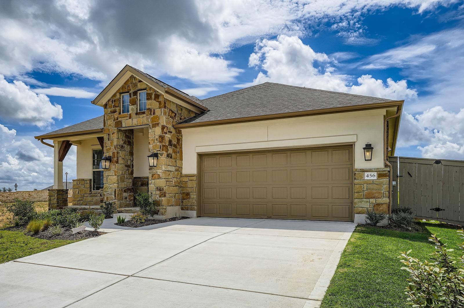 456 Brandywine Rd, Hutto, TX 78634