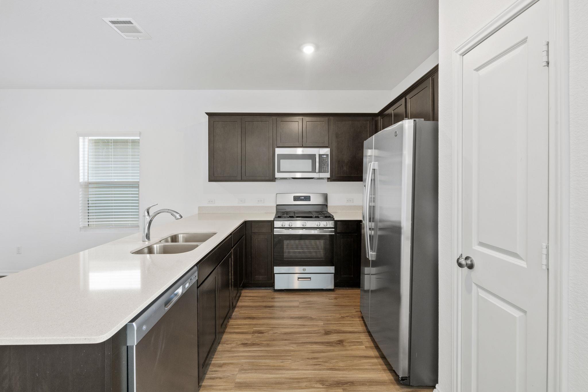 117 Citrine Crst, Maxwell, TX 78656
