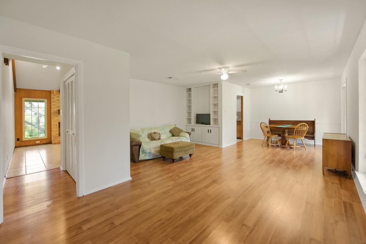 9304 Rock Way Dr, Austin, TX 78736