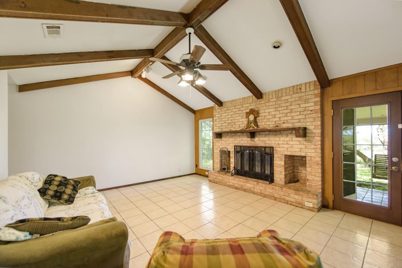 9304 Rock Way Dr, Austin, TX 78736
