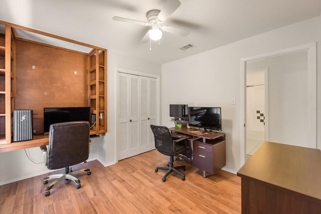 9304 Rock Way Dr, Austin, TX 78736