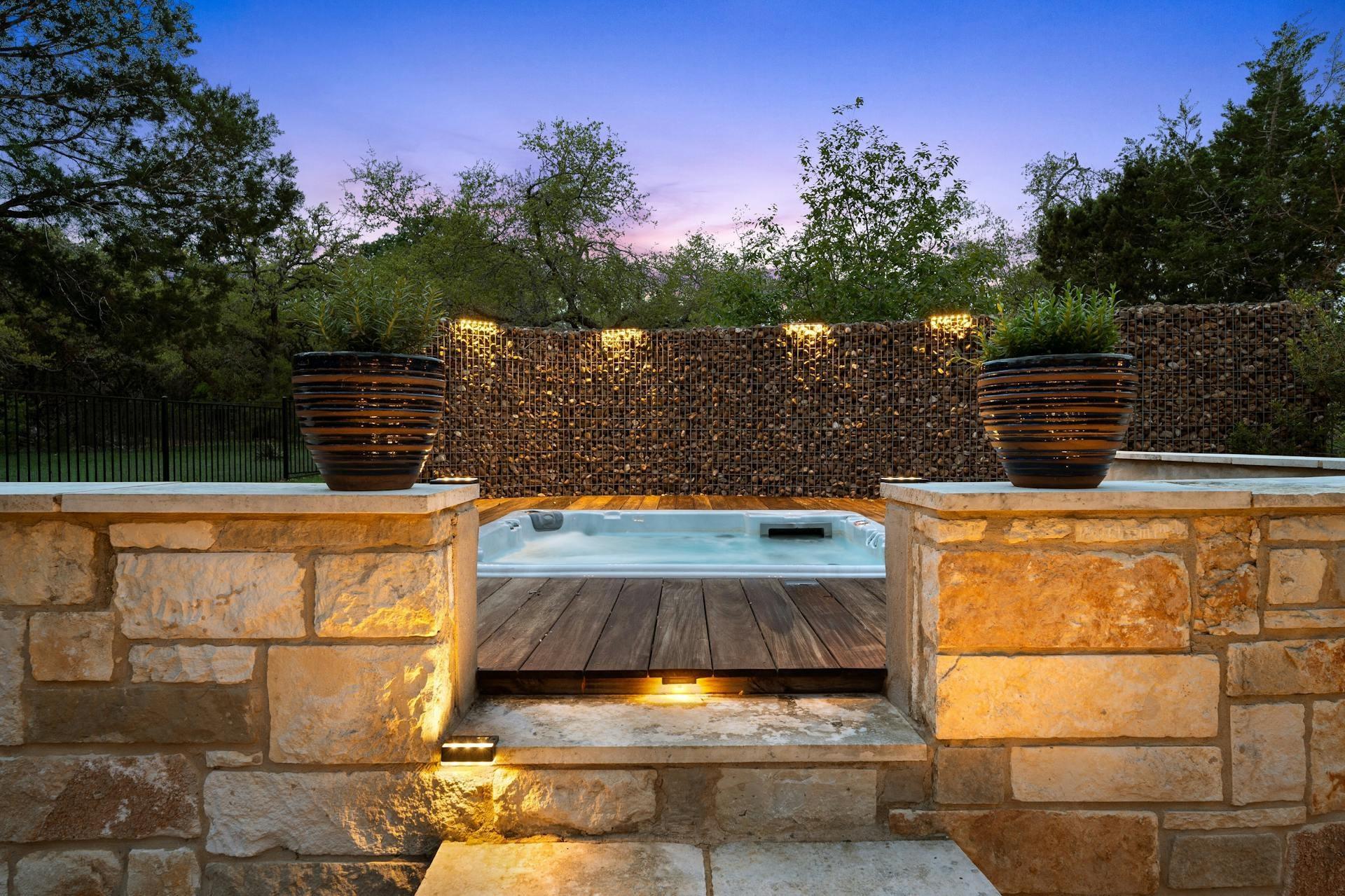 1330 Ranchers Club Ln, Driftwood, TX 78619