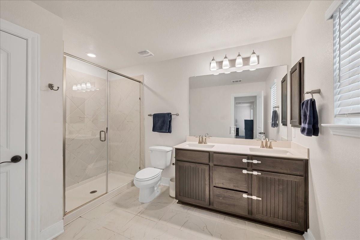 186 Azure Cv, Kyle, TX 78640