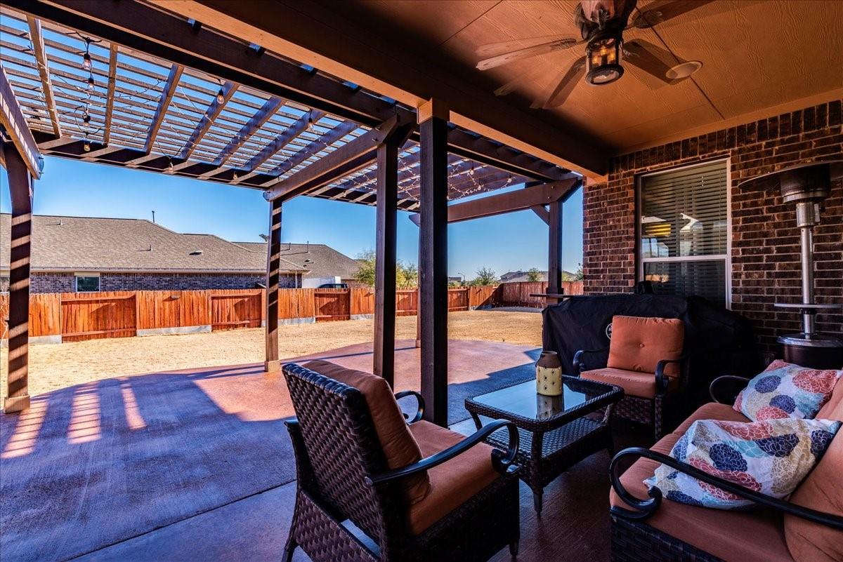 3720 Grail Hollows Rd, Pflugerville, TX 78660