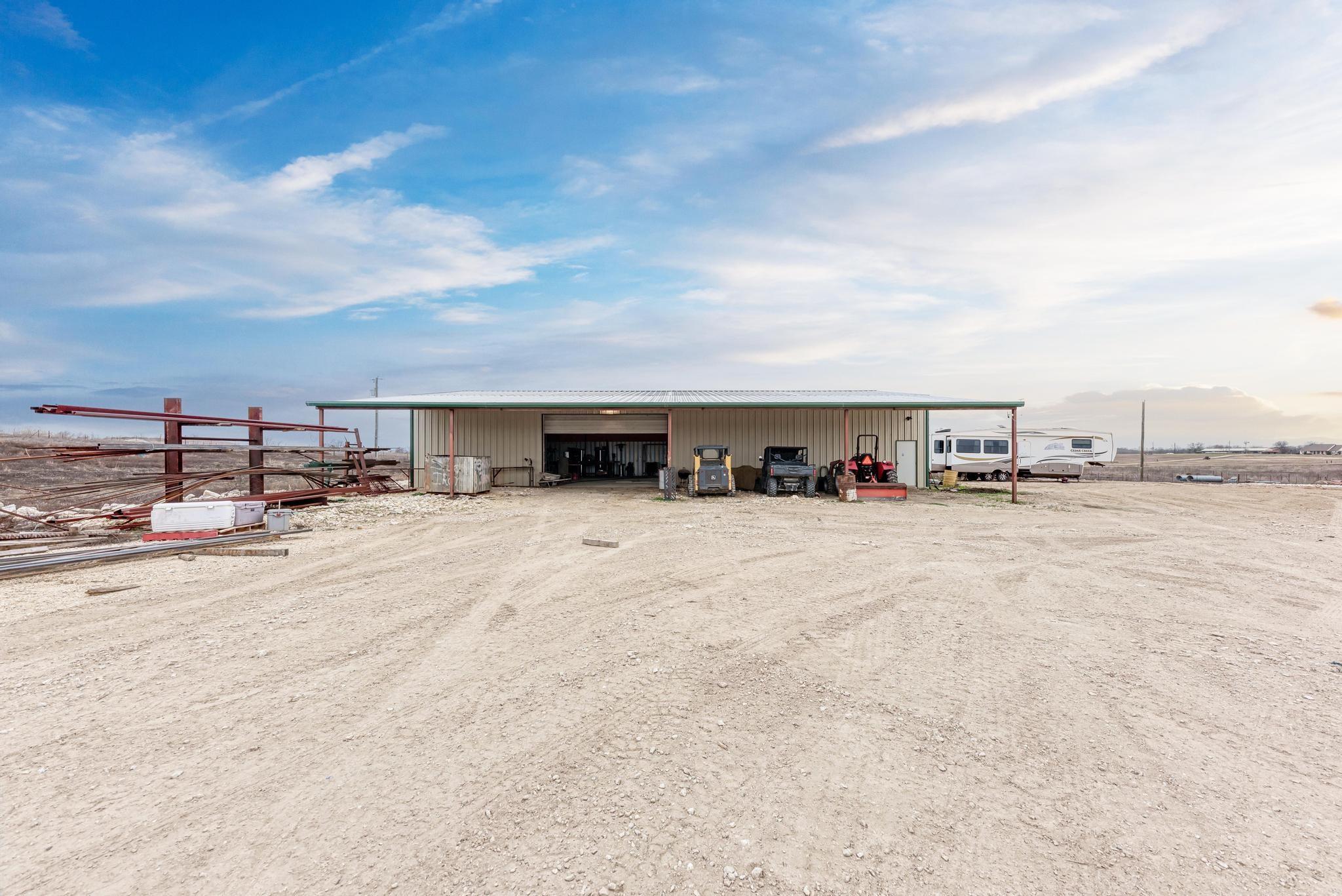 1889 County Road 487, Taylor, TX 76574