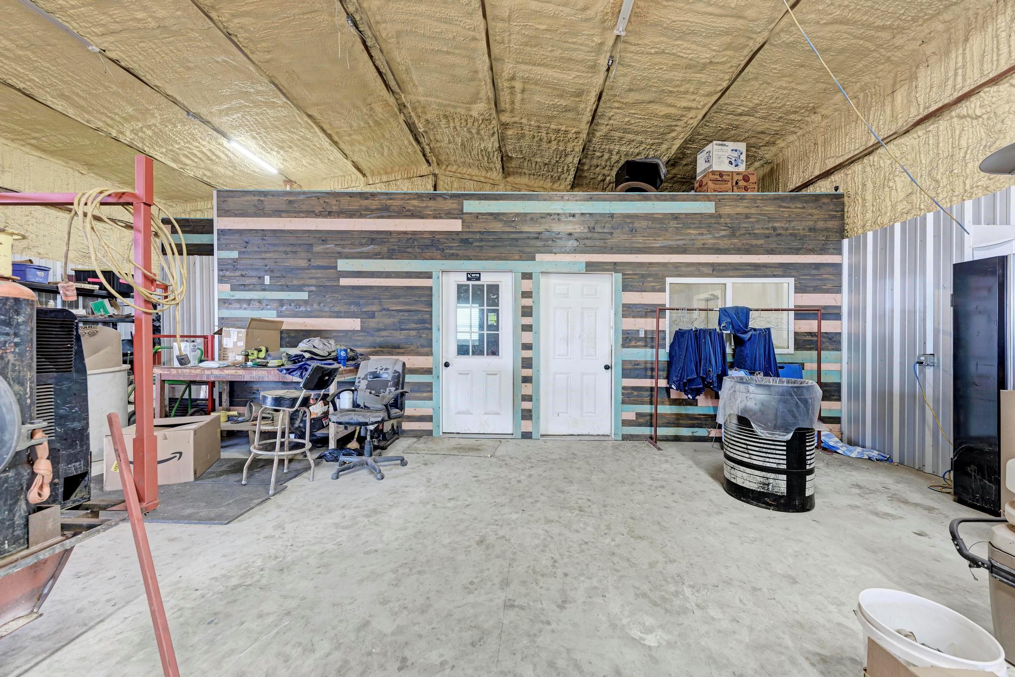 1889 County Road 487, Taylor, TX 76574