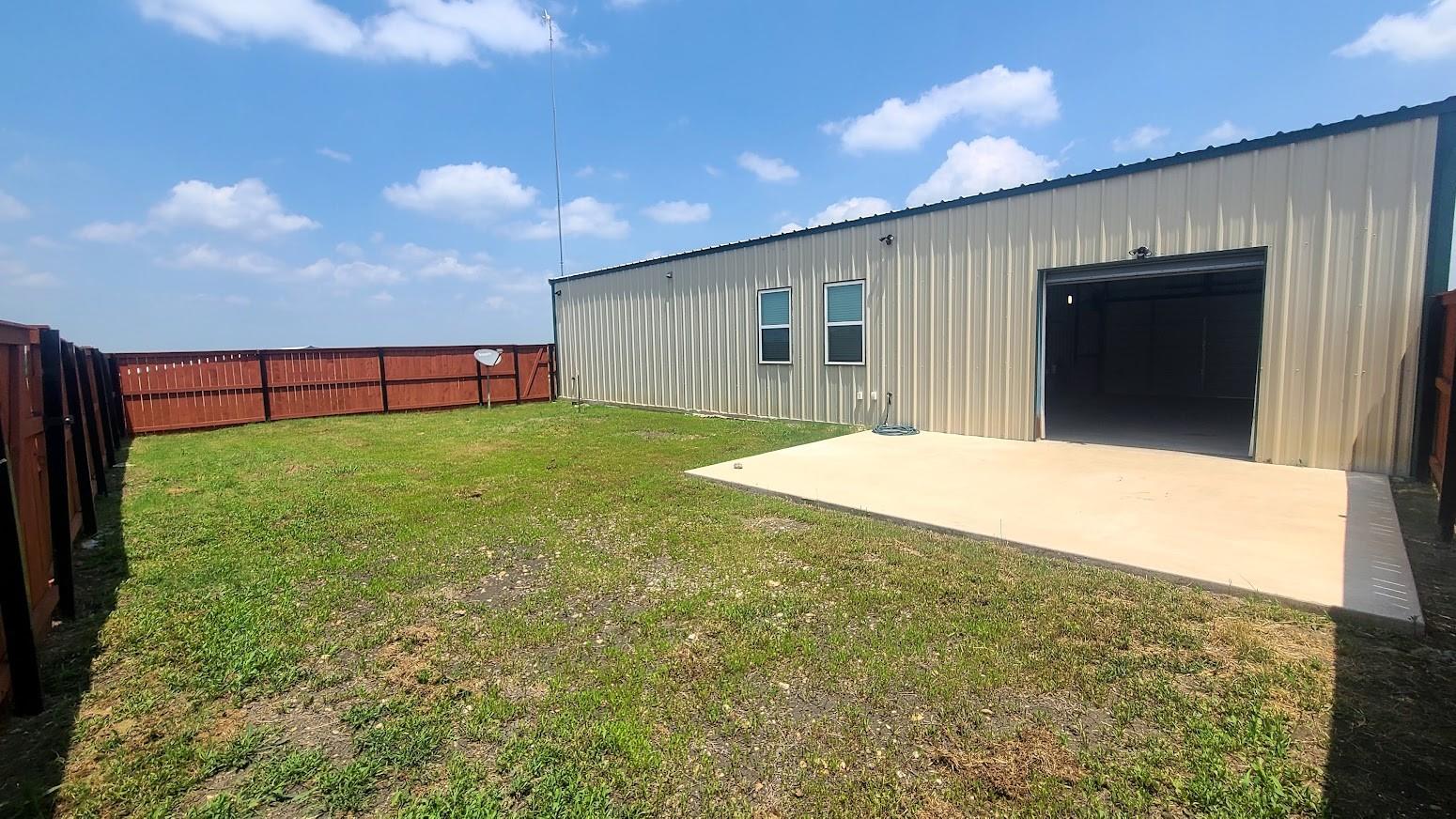 1889 County Road 487, Taylor, TX 76574