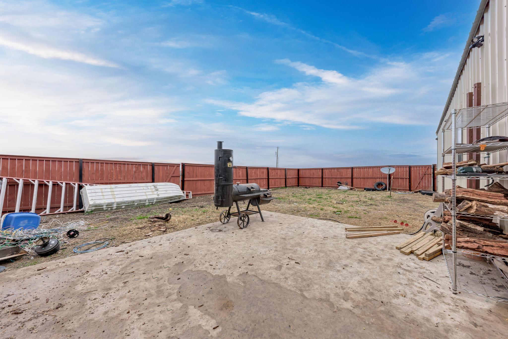 1889 County Road 487, Taylor, TX 76574