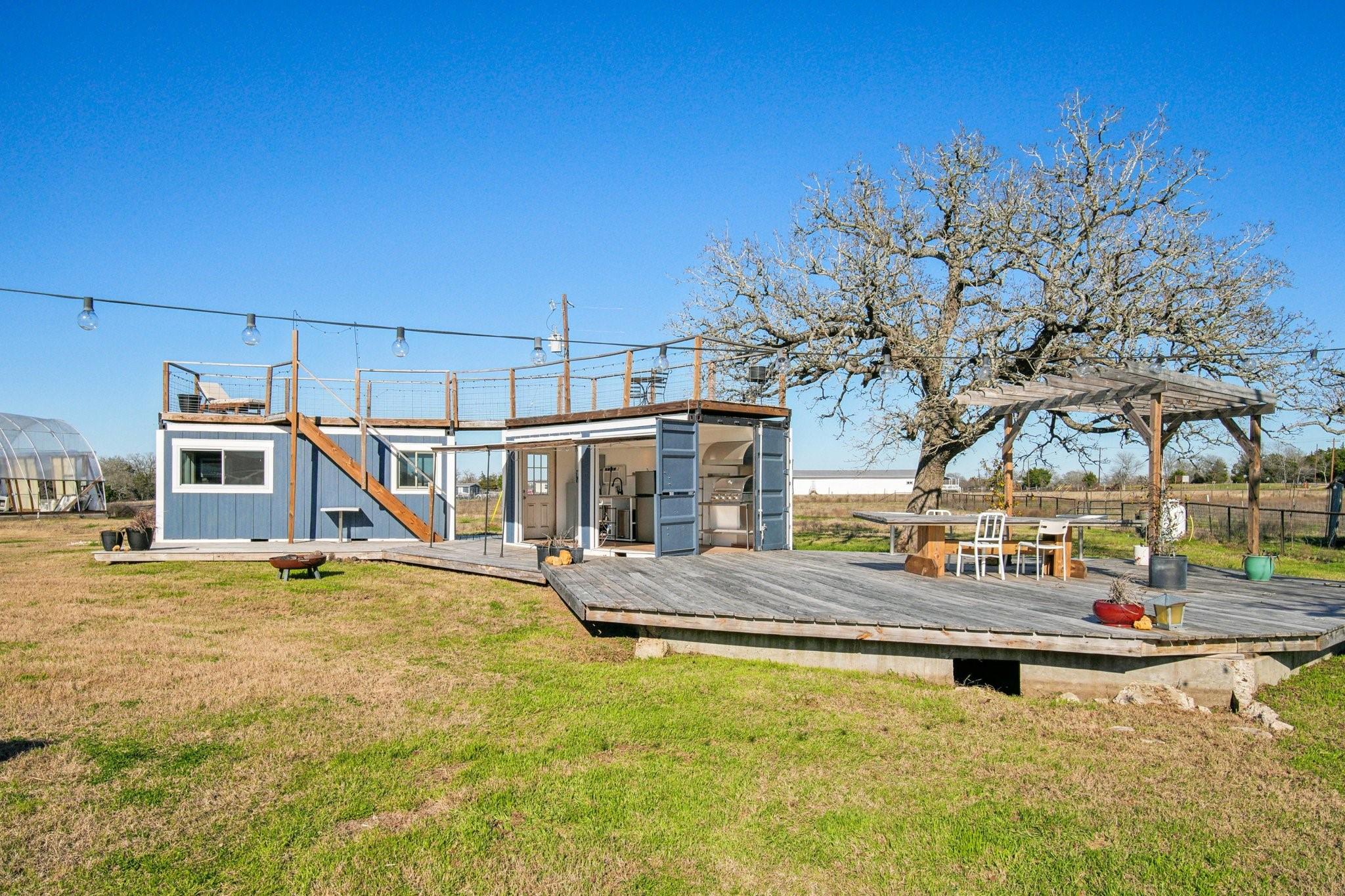 2200 Highway 21 E, Paige, TX 78659