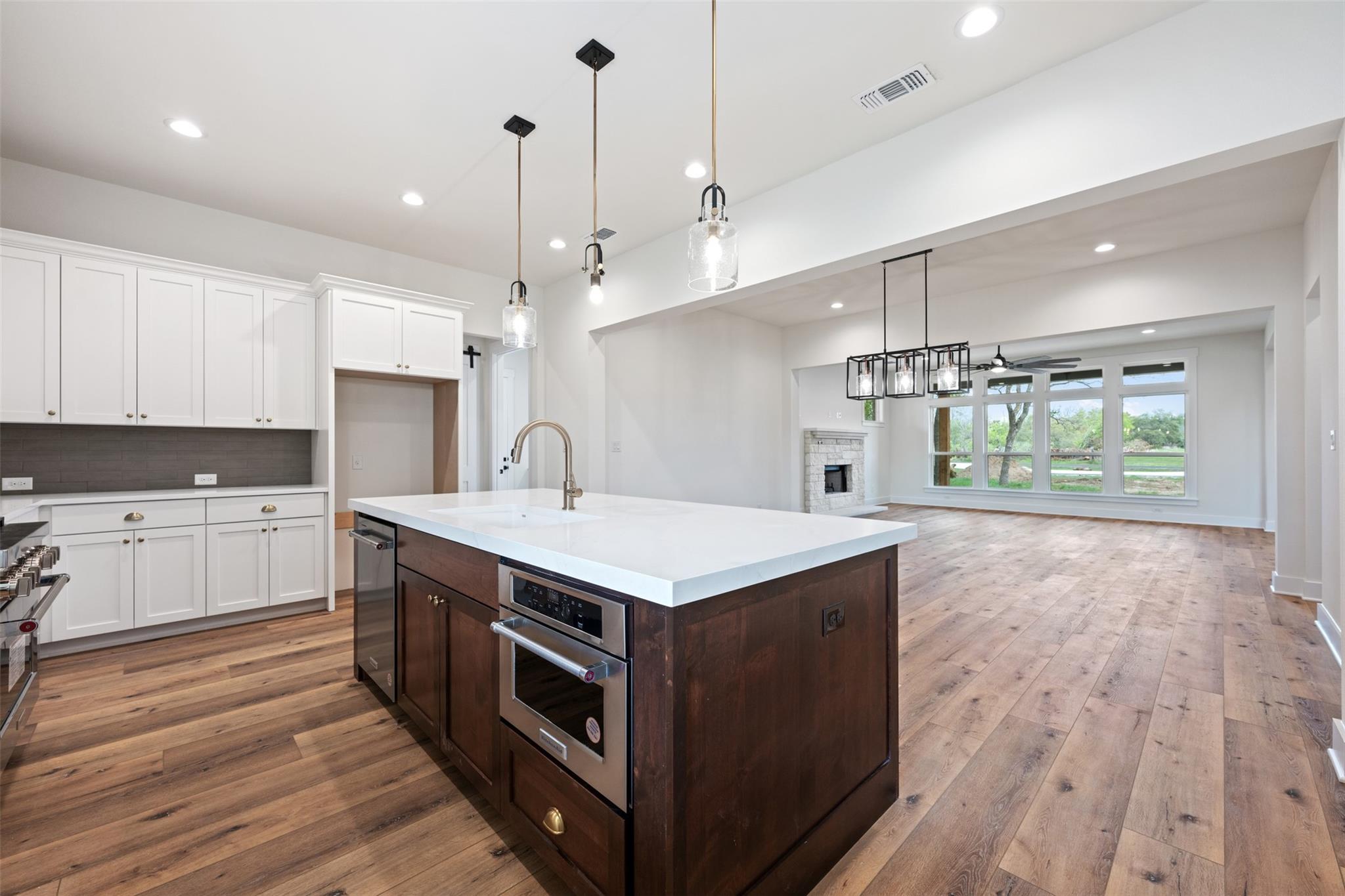 2888 Oak Haven Cir, Georgetown, TX 78628