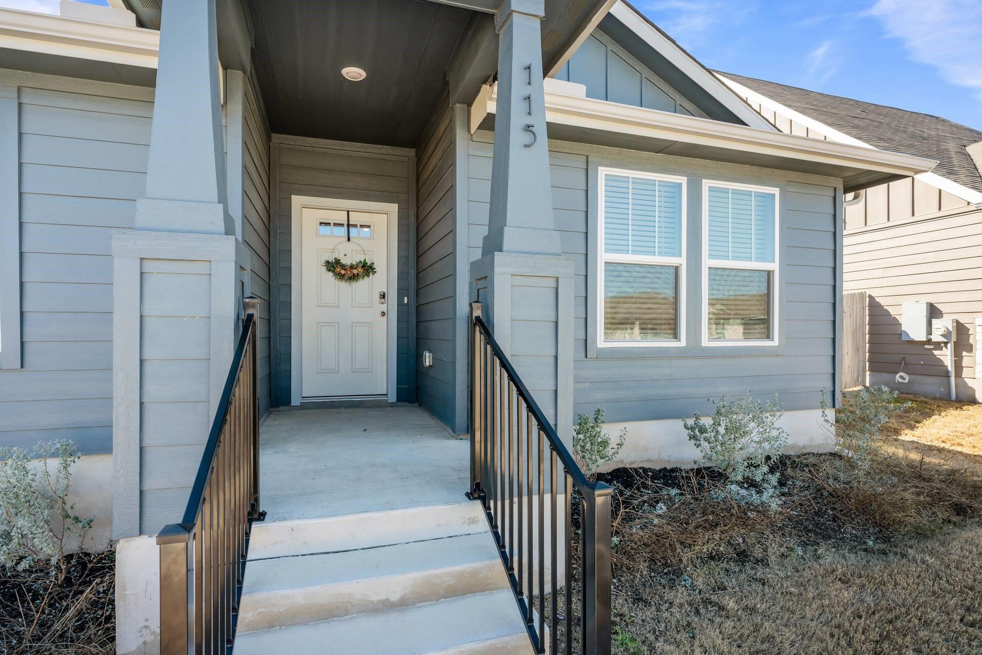 115 Oakdale Meadows Ln, Hutto, TX 78634