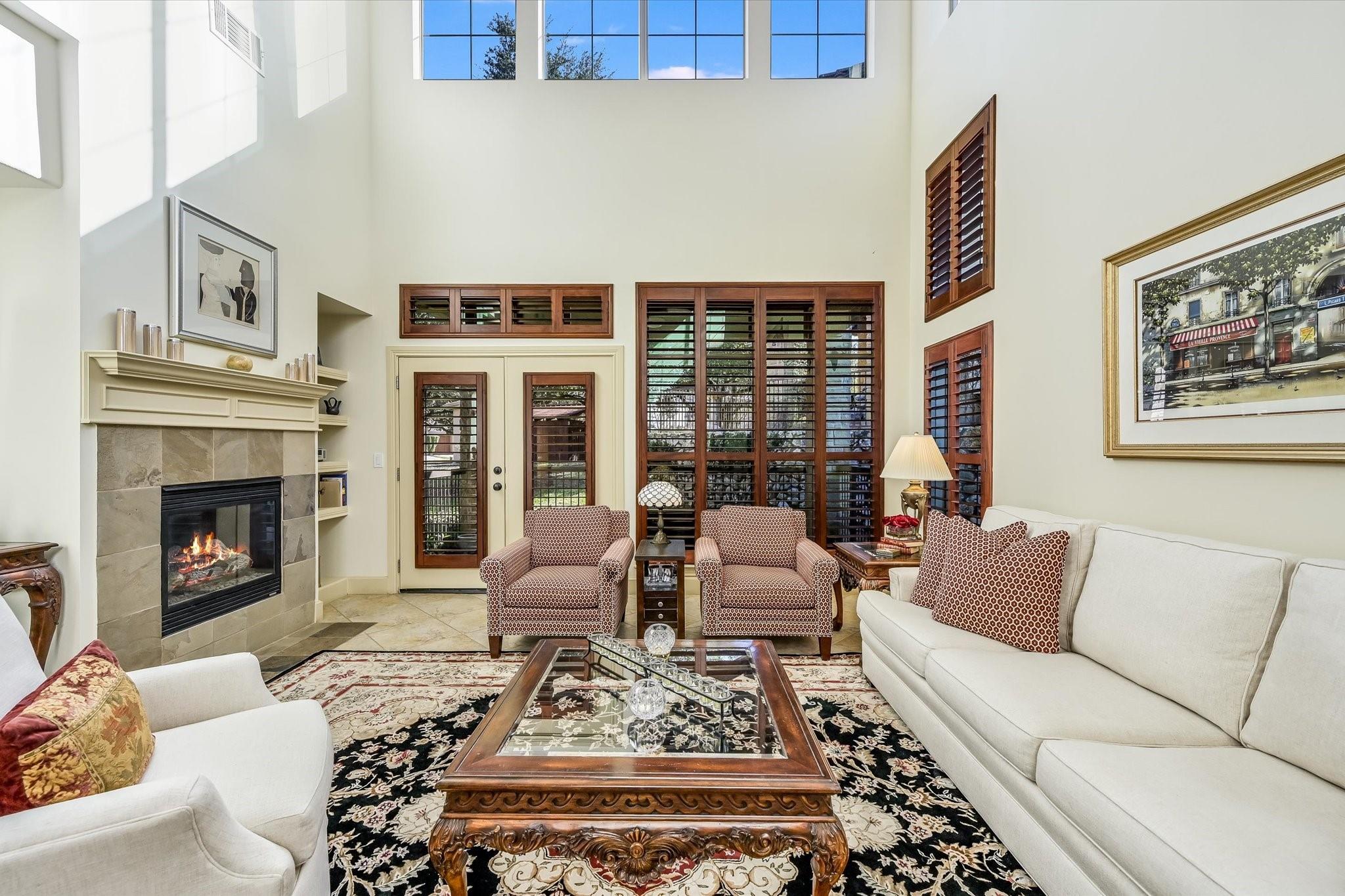 7800 SOUTHWEST Pkwy # 812, Austin, TX 78735