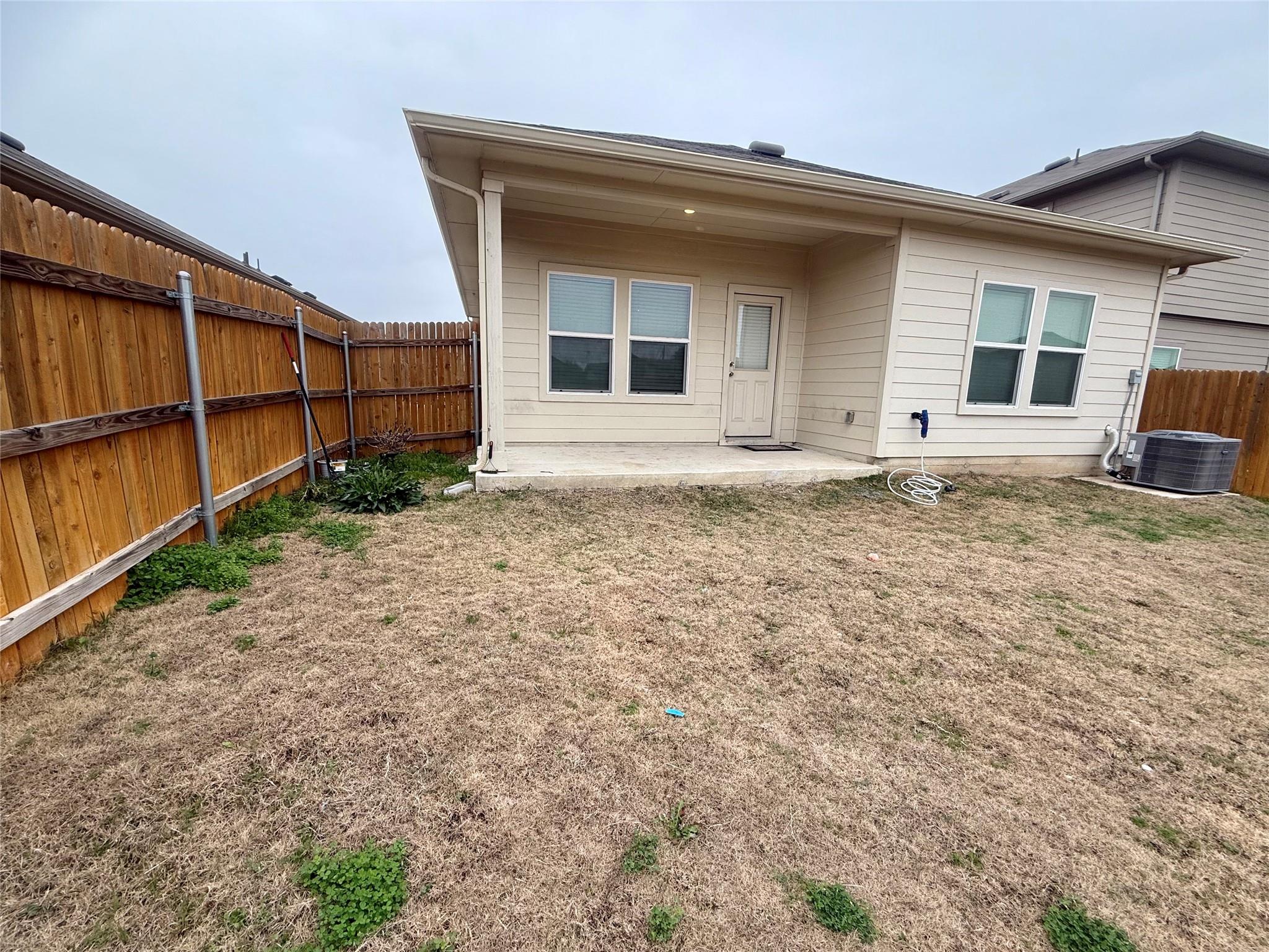 19101 Romano Dr, Elgin, TX 78621