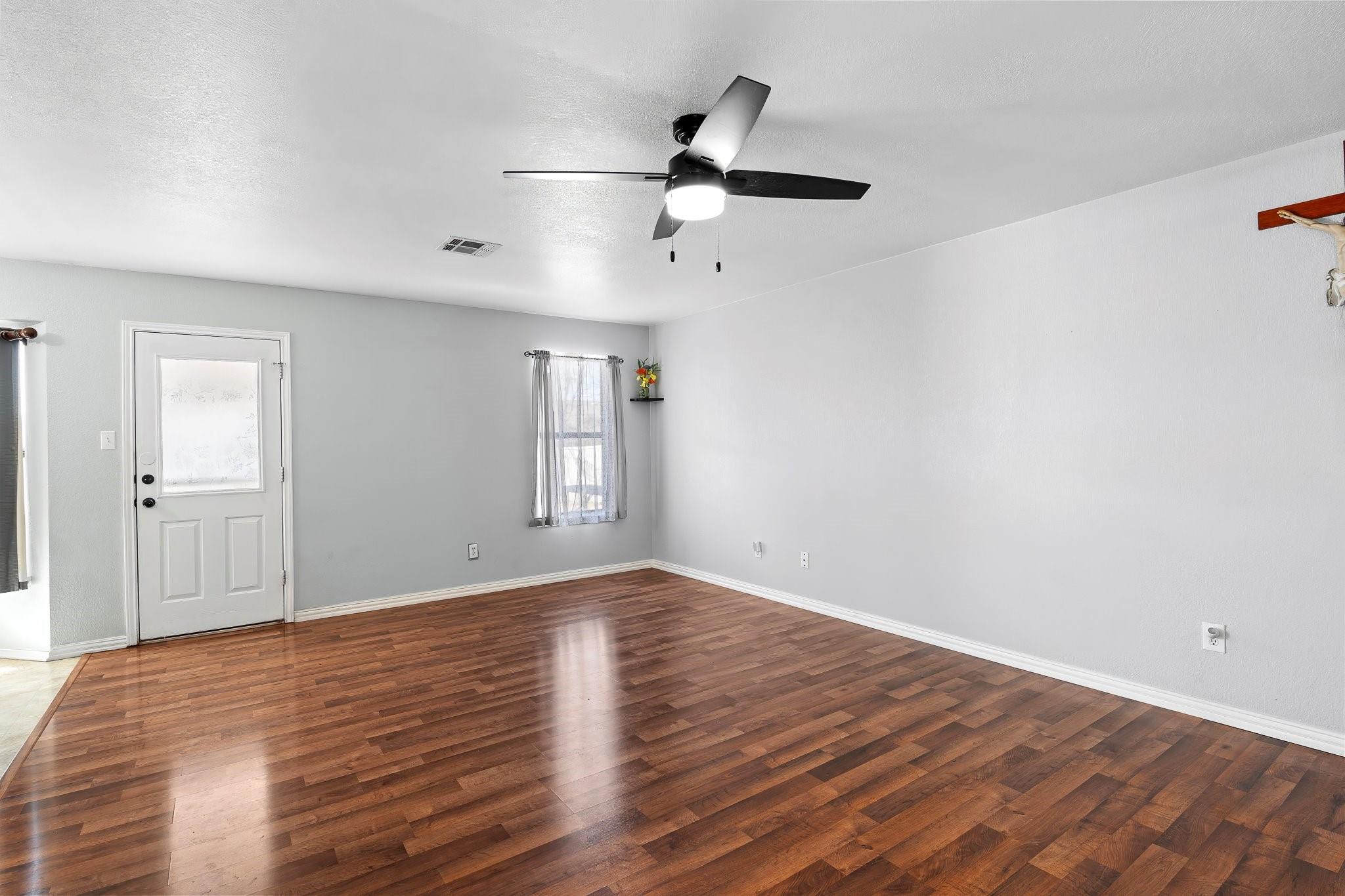 4503 Bowles Dr, Killeen, TX 76549