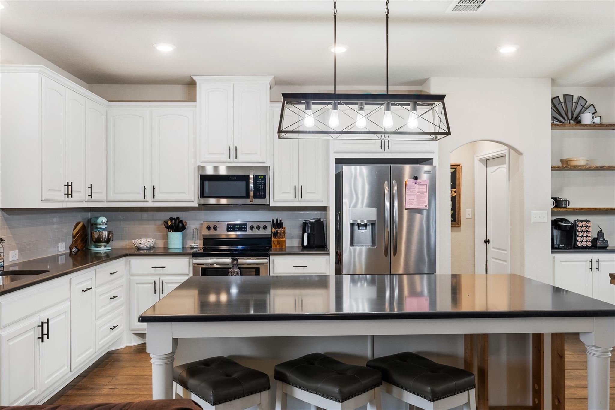 1145 PR 2102, Giddings, TX 78942