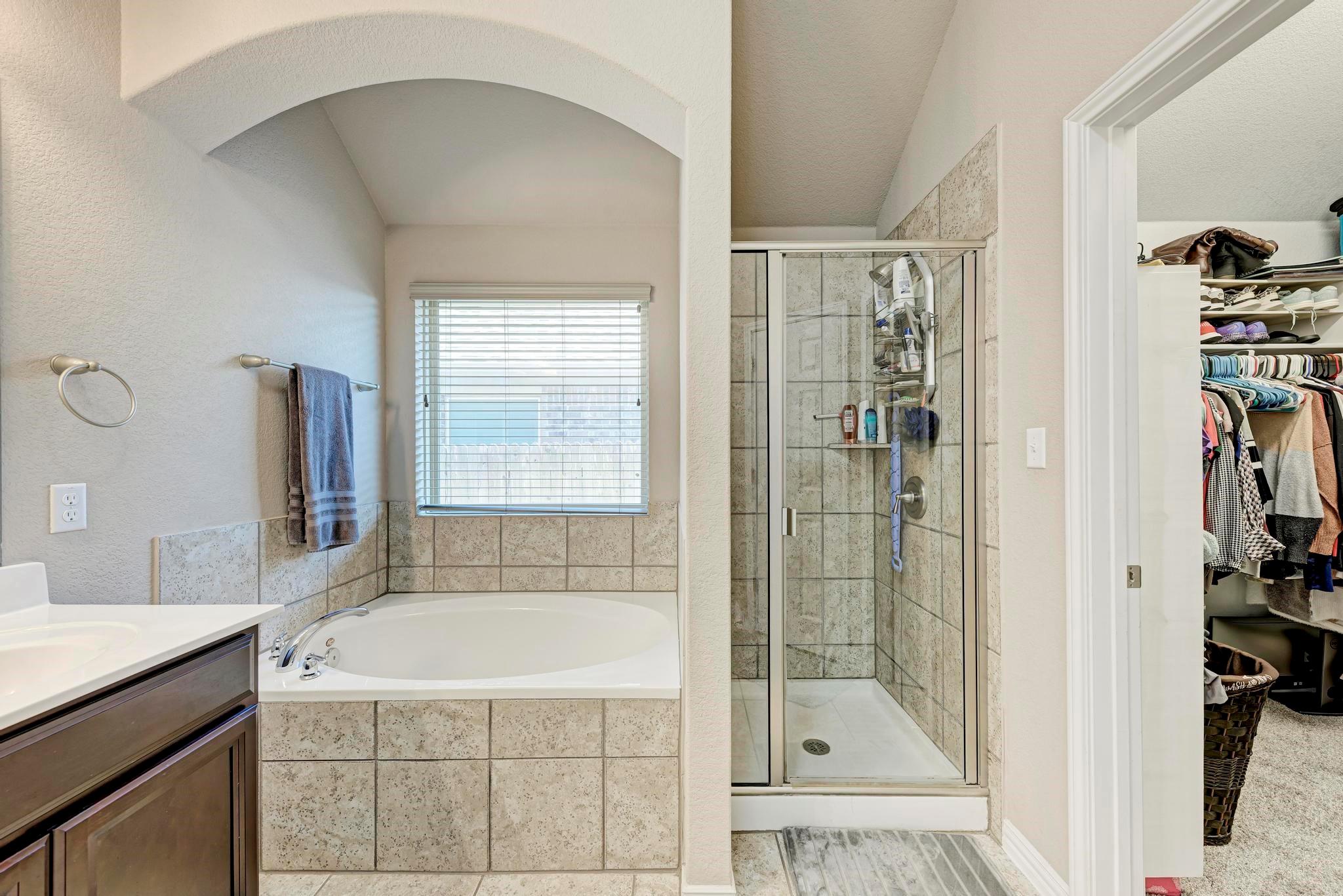 316 Vista Portola Loop, Liberty Hill, TX 78642