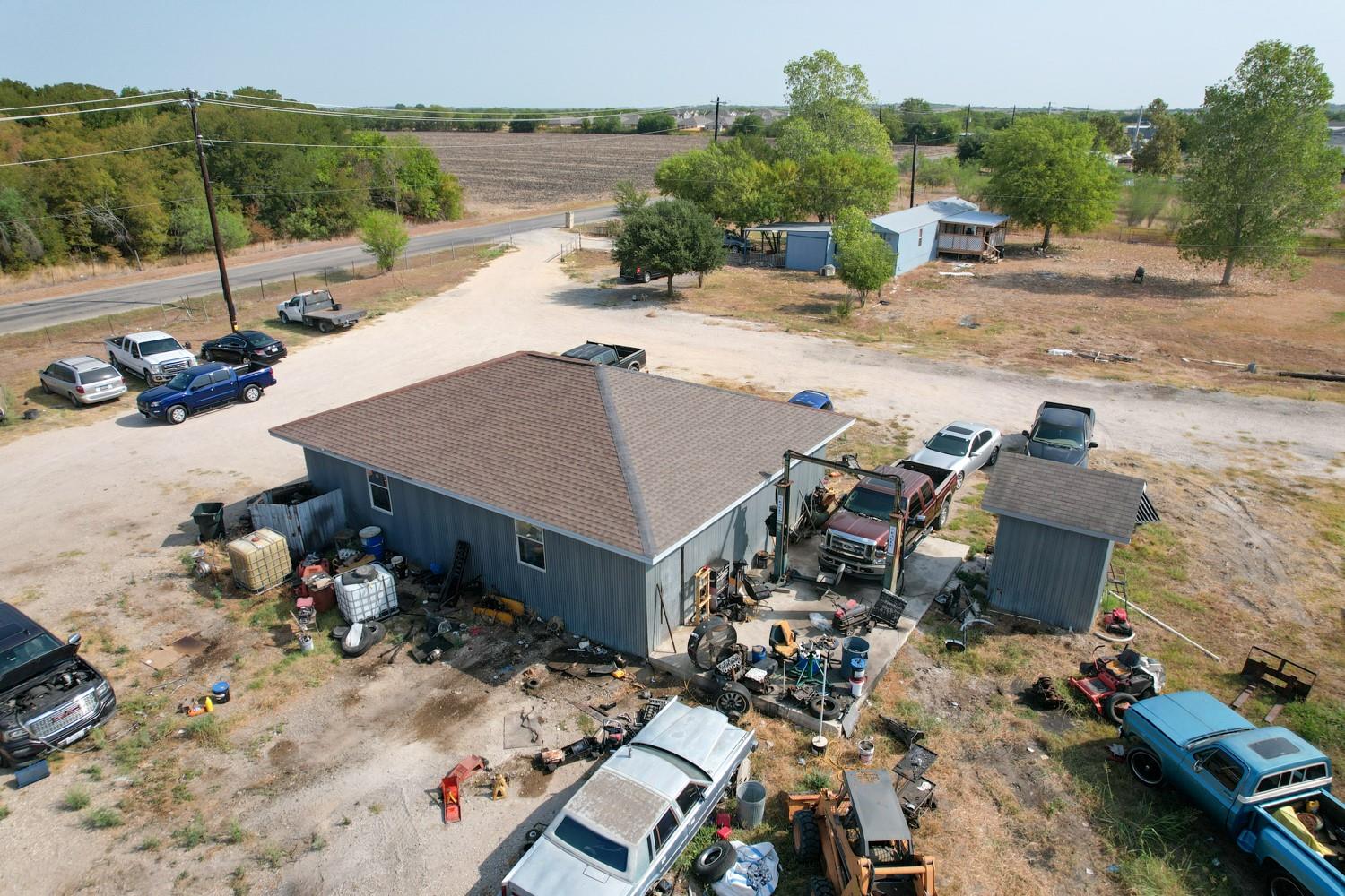 1000 Heidenreich Ln, Kyle, TX 78640