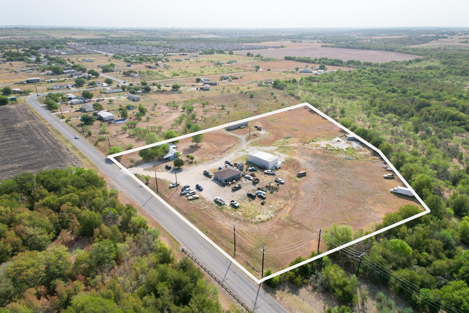 1000 Heidenreich Ln, Kyle, TX 78640