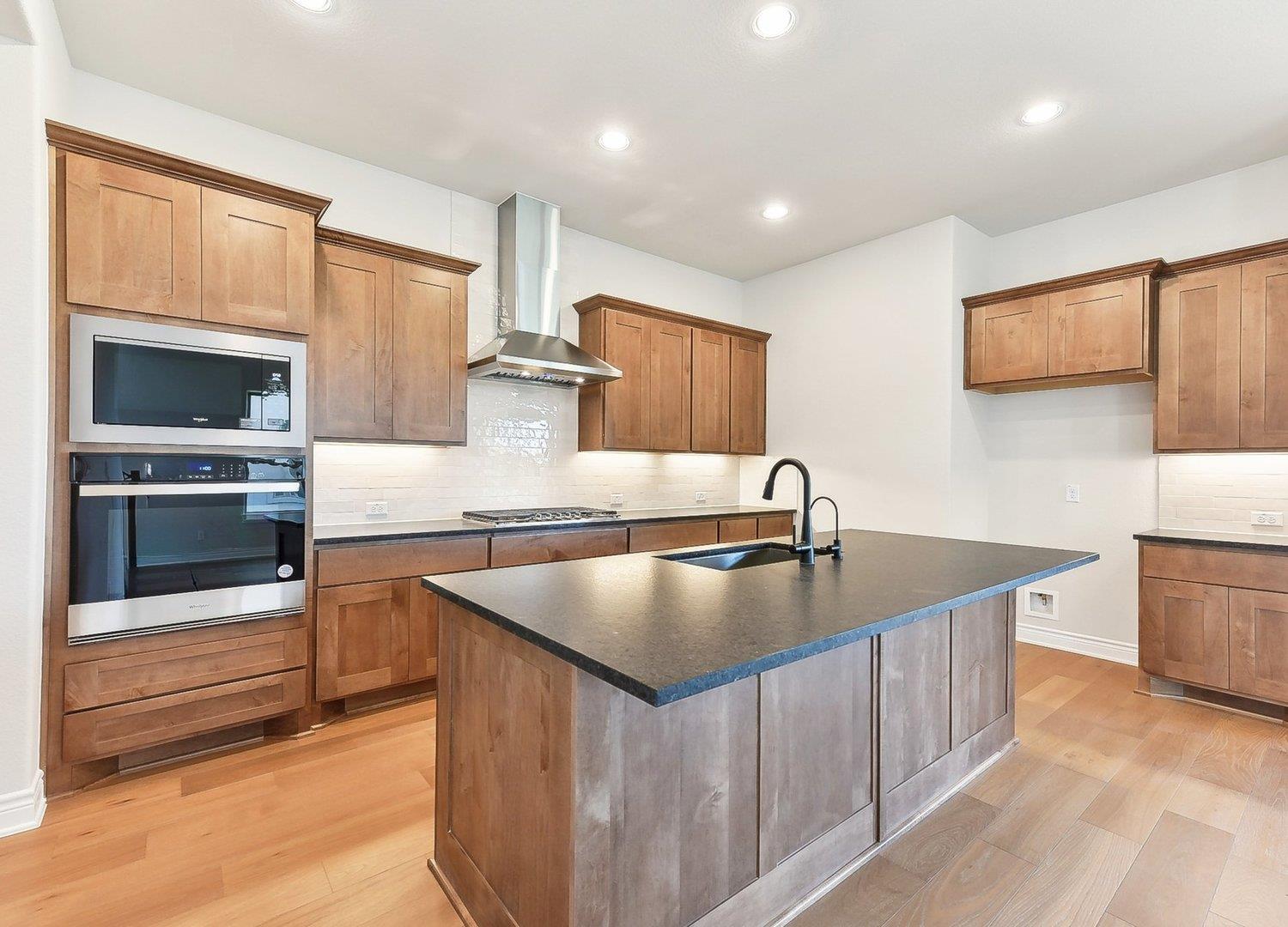 232 Flora Springs Cv, Liberty Hill, TX 78642