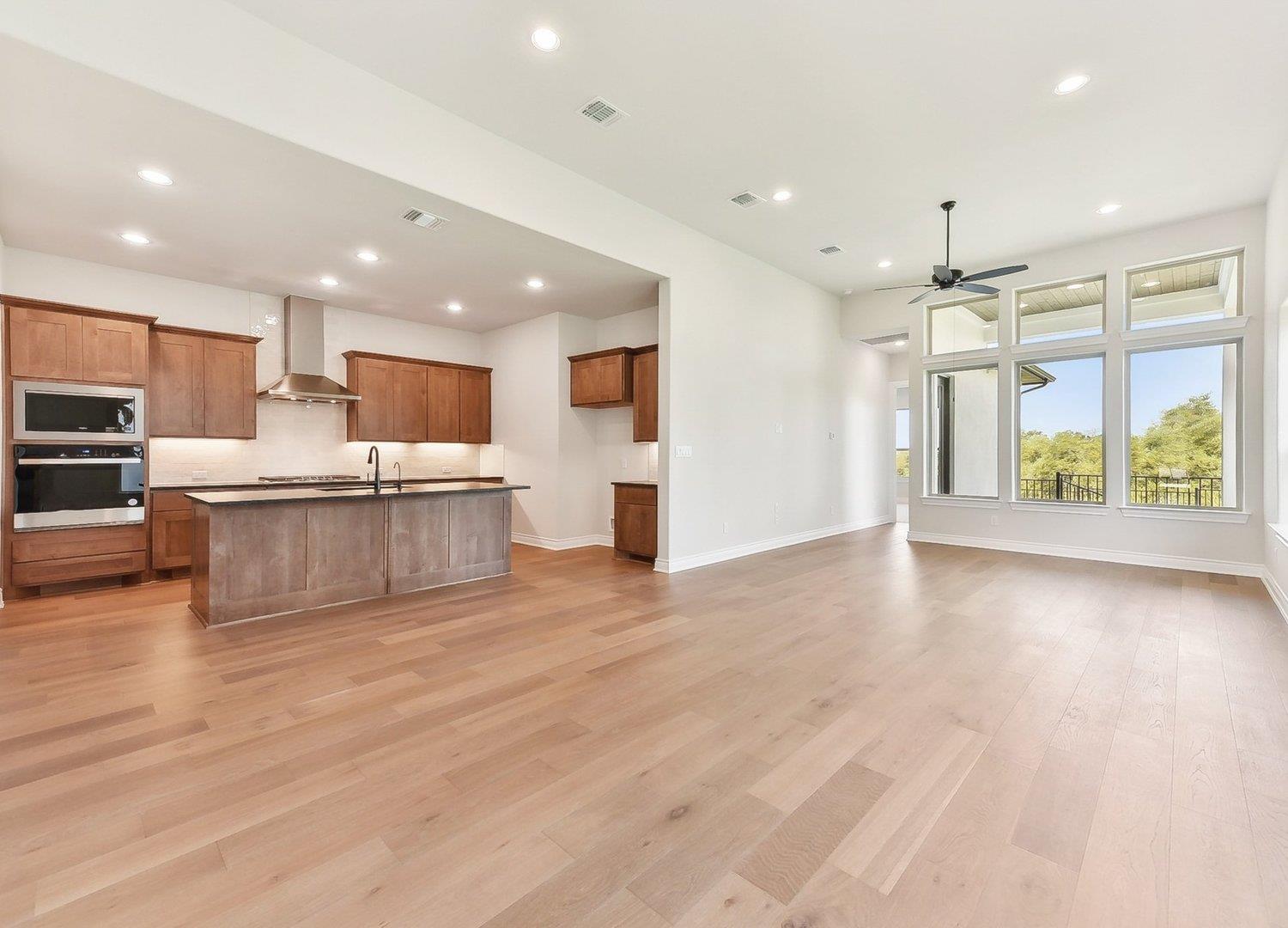 232 Flora Springs Cv, Liberty Hill, TX 78642