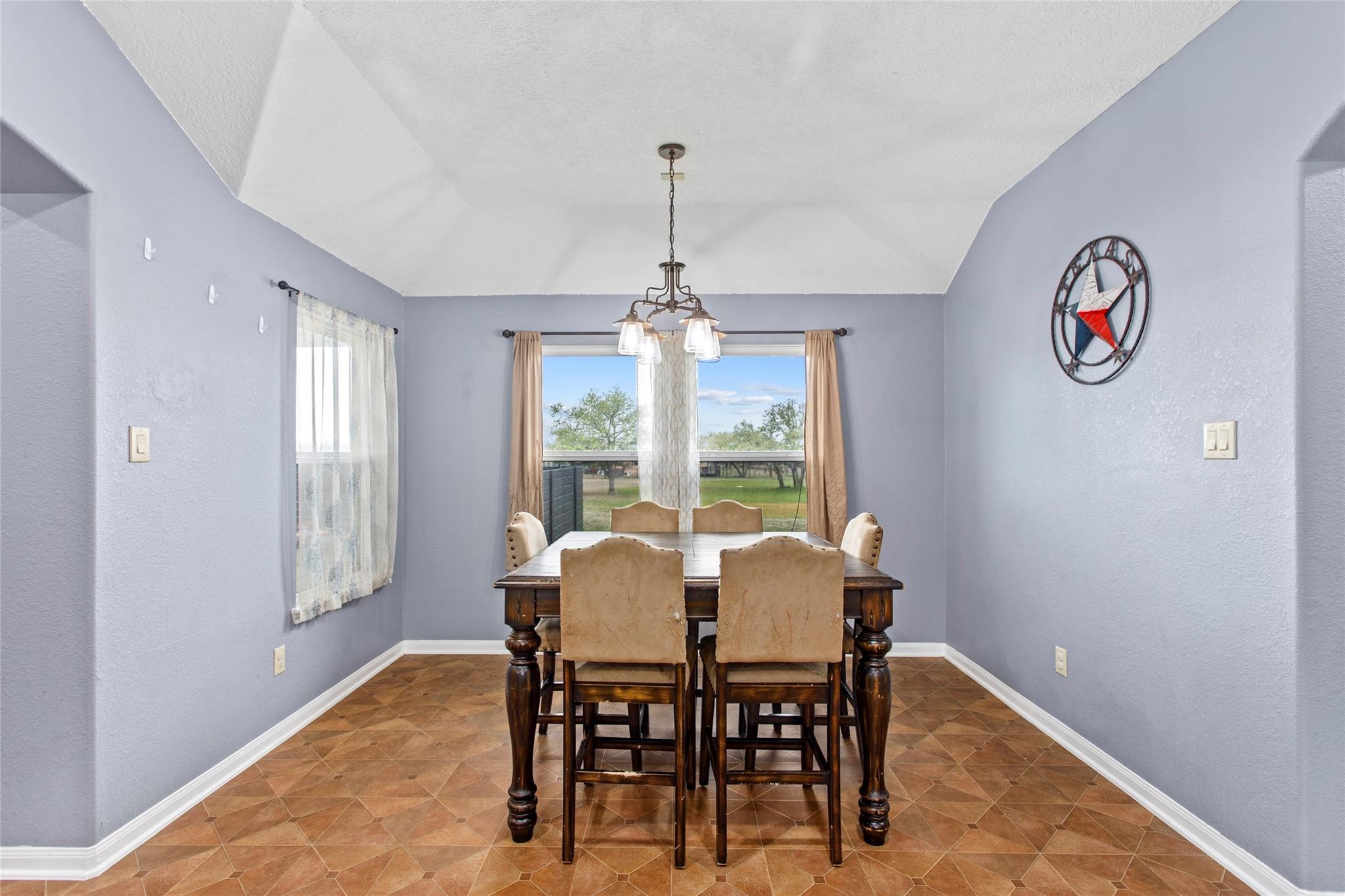 1241 County Road 230, Giddings, TX 78942