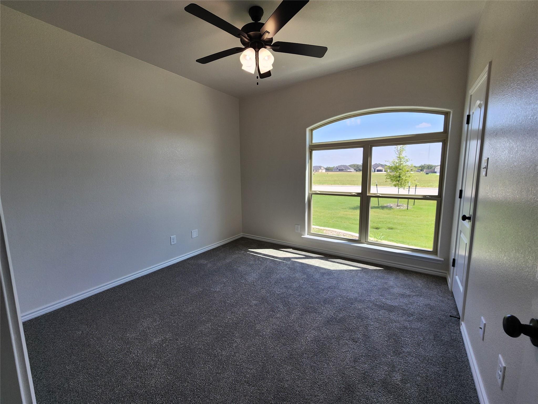 630 Eagle Crest Dr, Salado, TX 76571