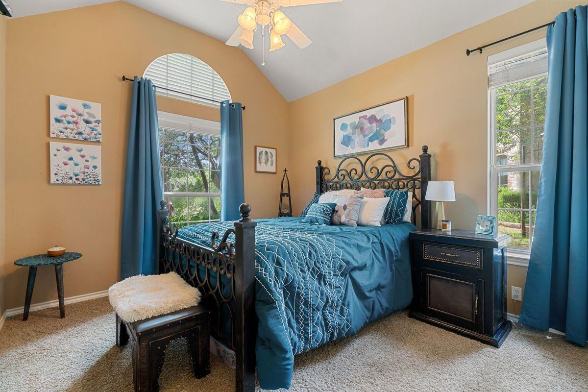 104 Fenway Ct, Lakeway, TX 78734