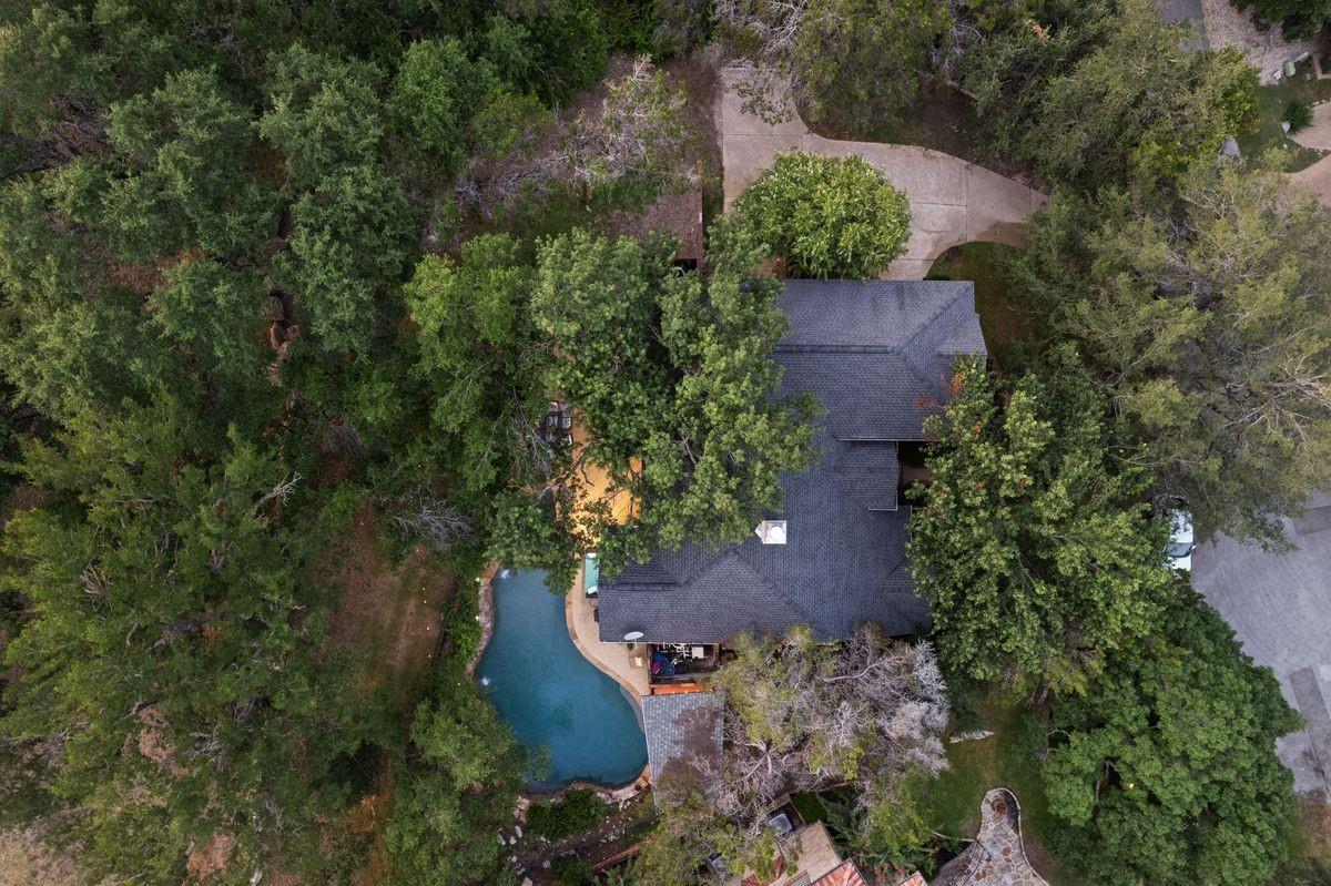 104 Fenway Ct, Lakeway, TX 78734