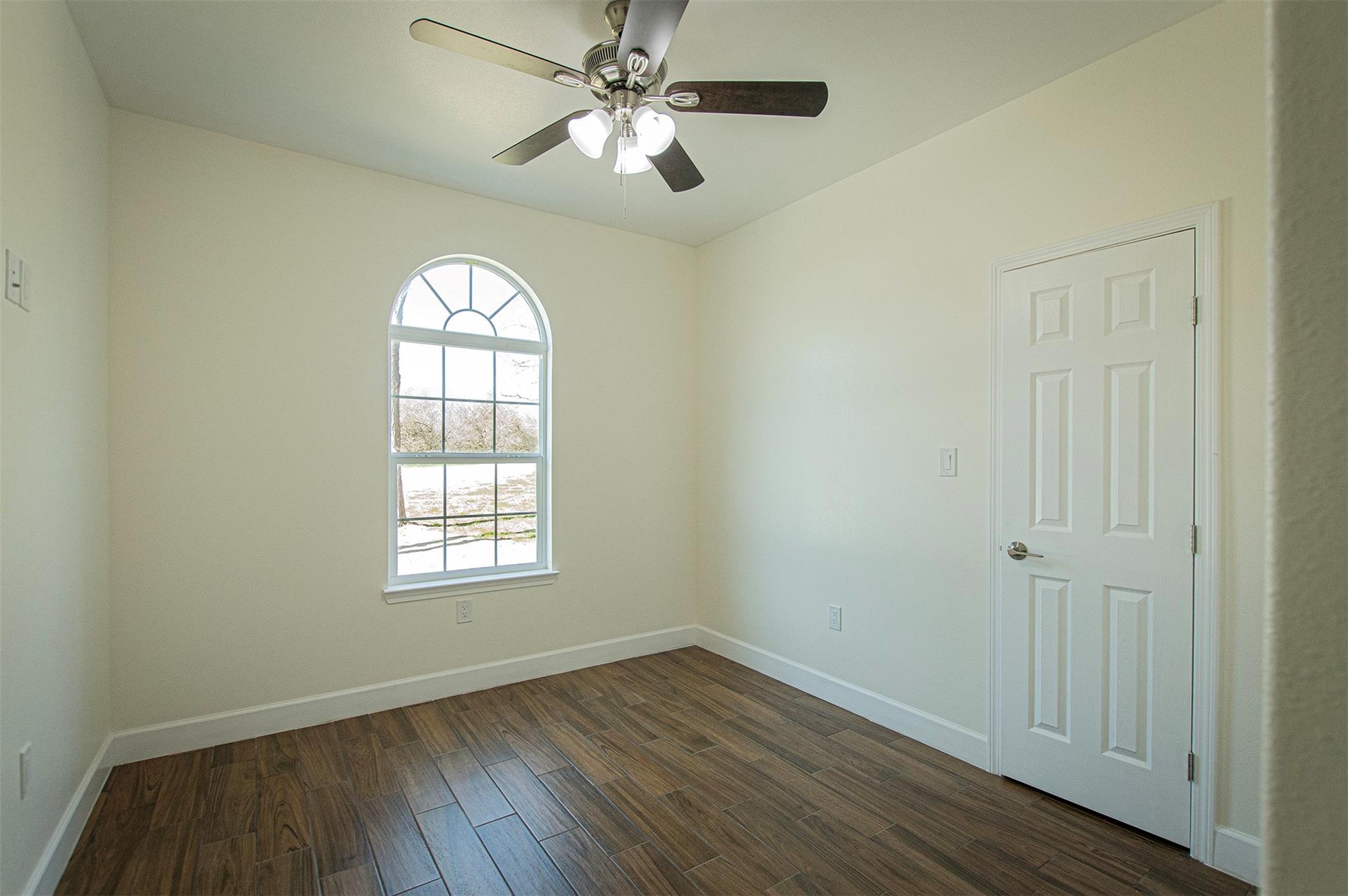130 E Keomuku Ln, Bastrop, TX 78602