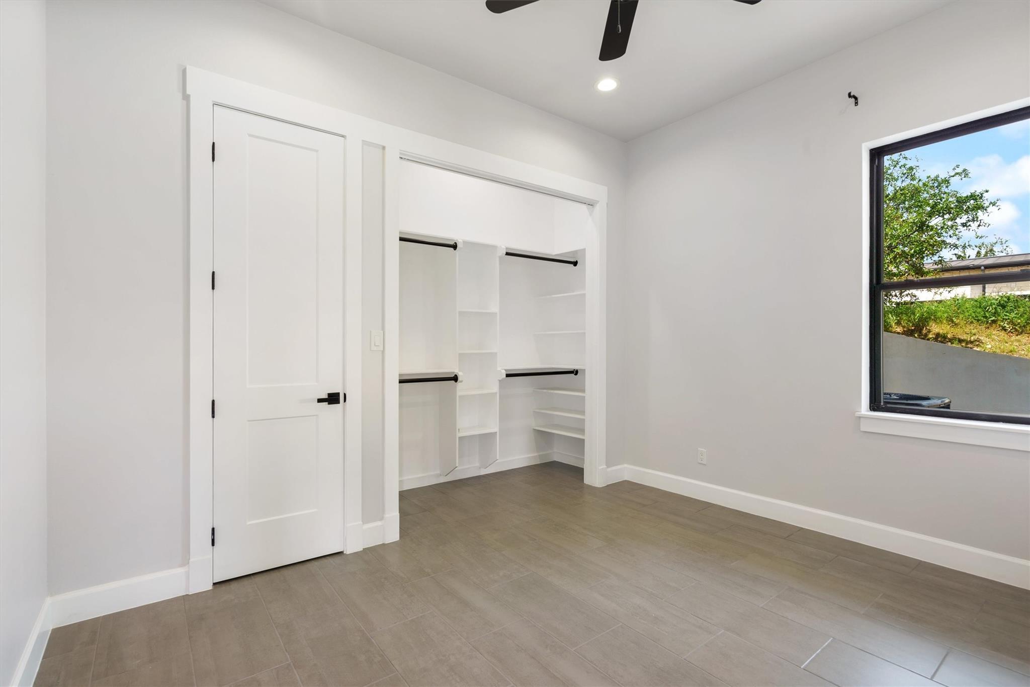 21409 Vista Estates Dr, Spicewood, TX 78669