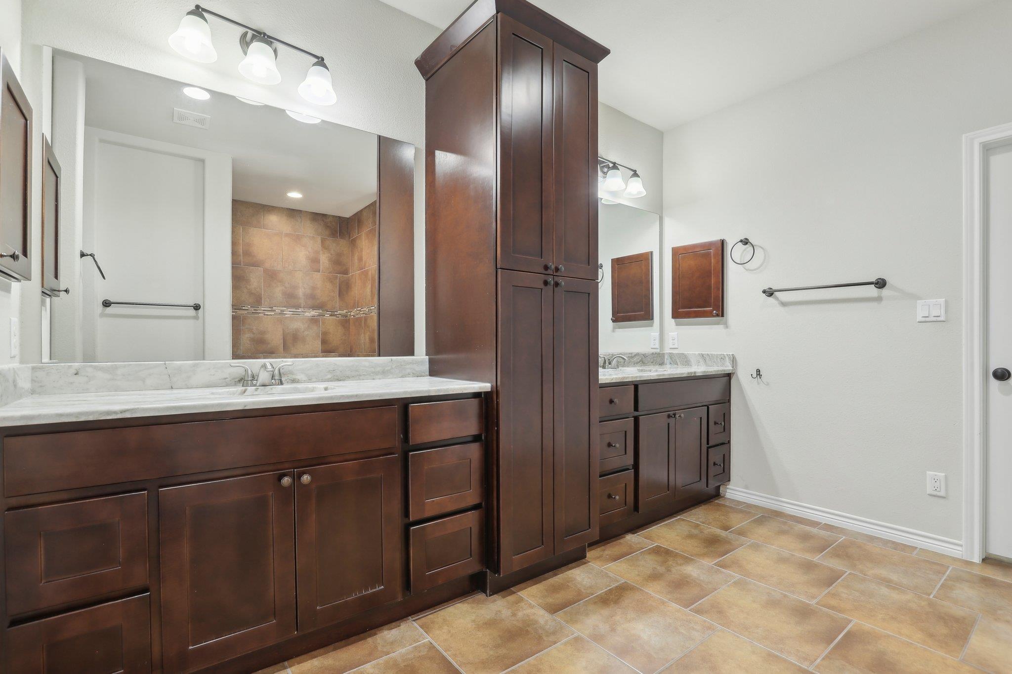 138 Gable, Kyle, TX 78640