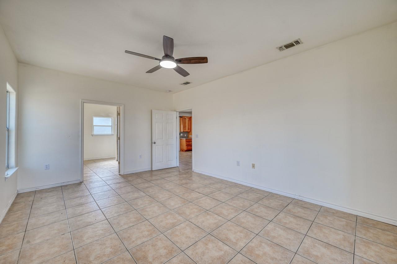 1504 Timber Valley Ln, Granite Shoals, TX 78654