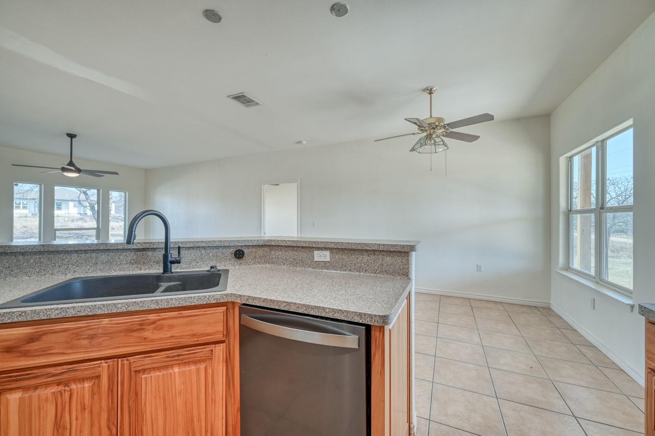 1504 Timber Valley Ln, Granite Shoals, TX 78654