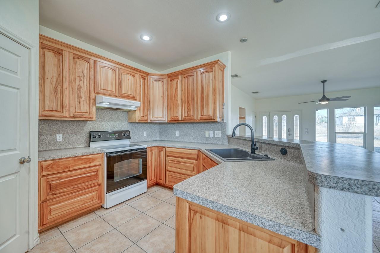 1504 Timber Valley Ln, Granite Shoals, TX 78654