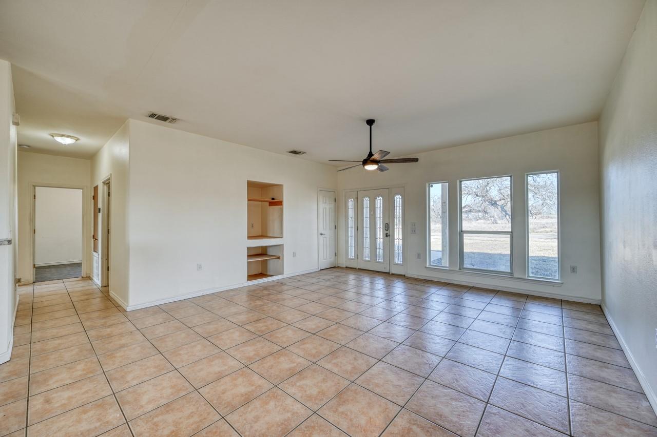 1504 Timber Valley Ln, Granite Shoals, TX 78654