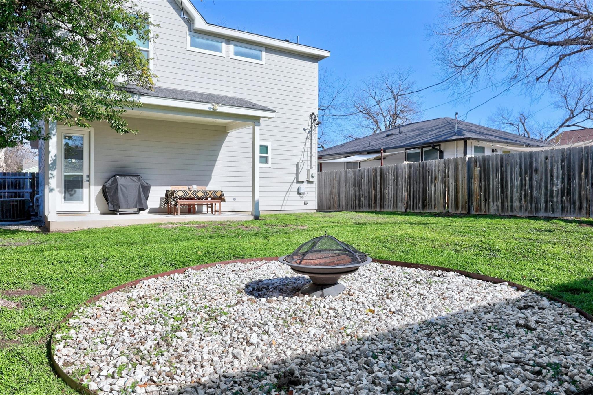 3017 E 16th St, Austin, TX 78702