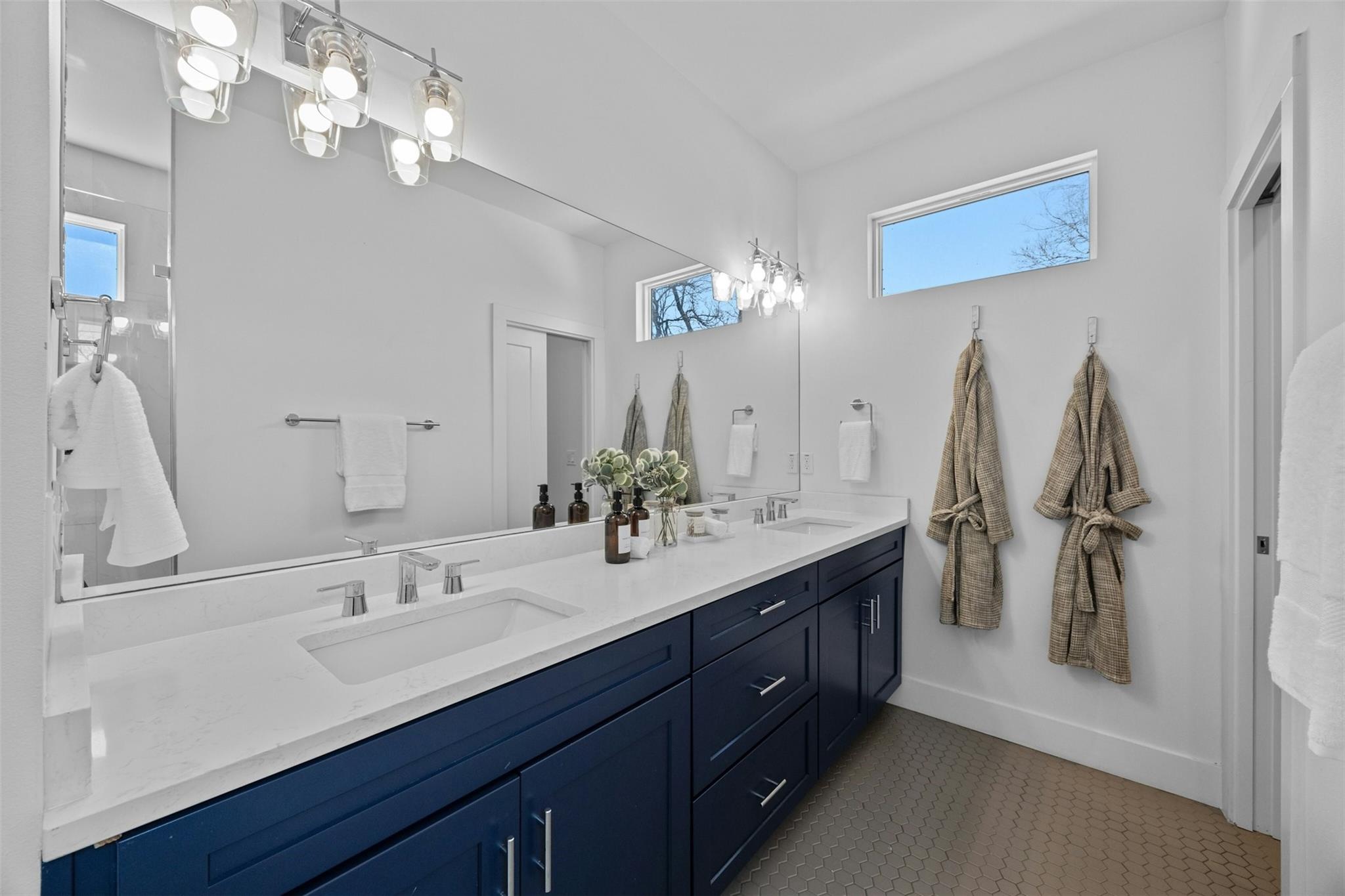 3017 E 16th St, Austin, TX 78702